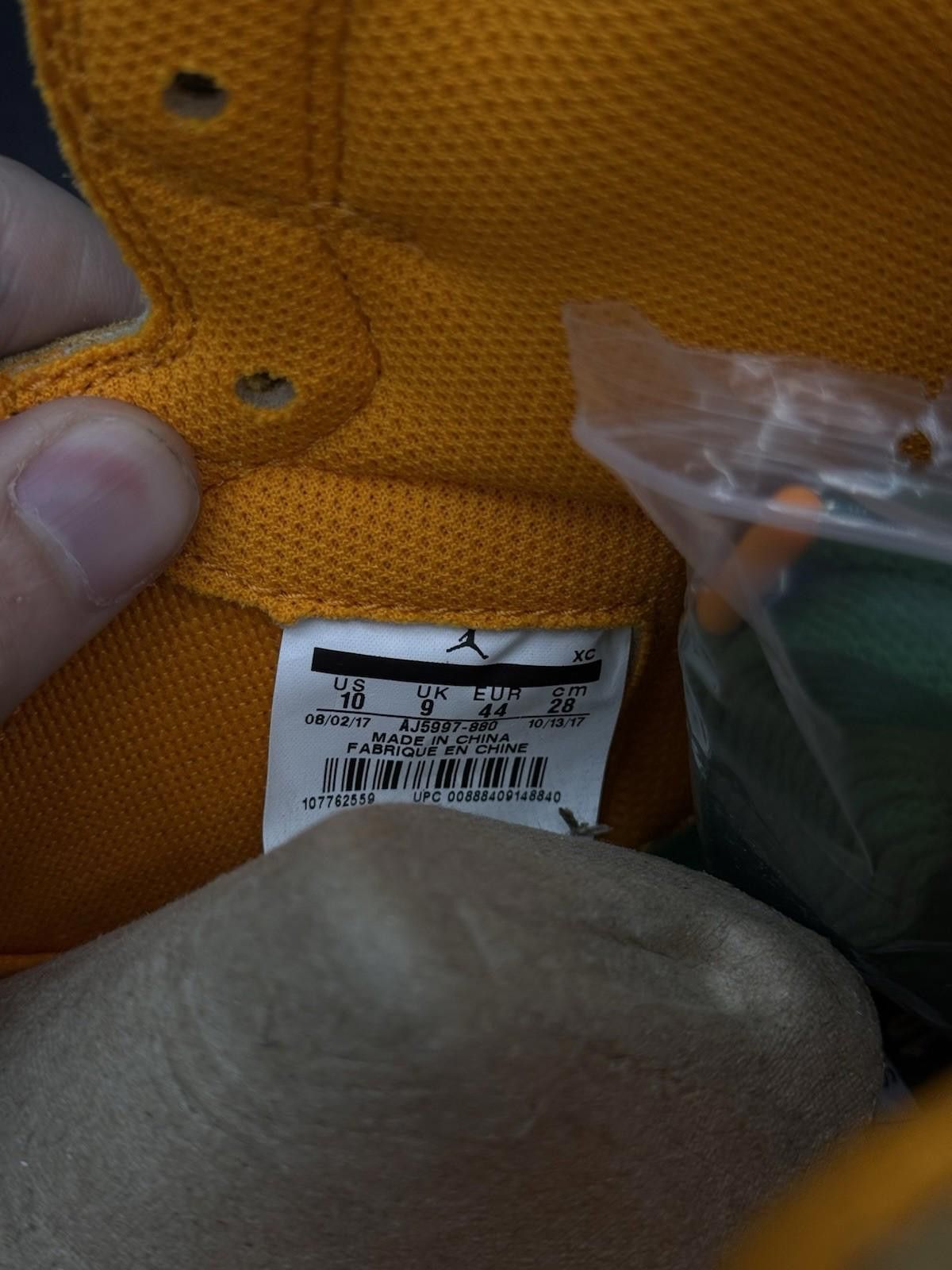 Jordan Brand Size 10 - Air Jordan 1 Retro OG G8RD High Orange Peel Size US 10 / EU 43 - 7 Thumbnail