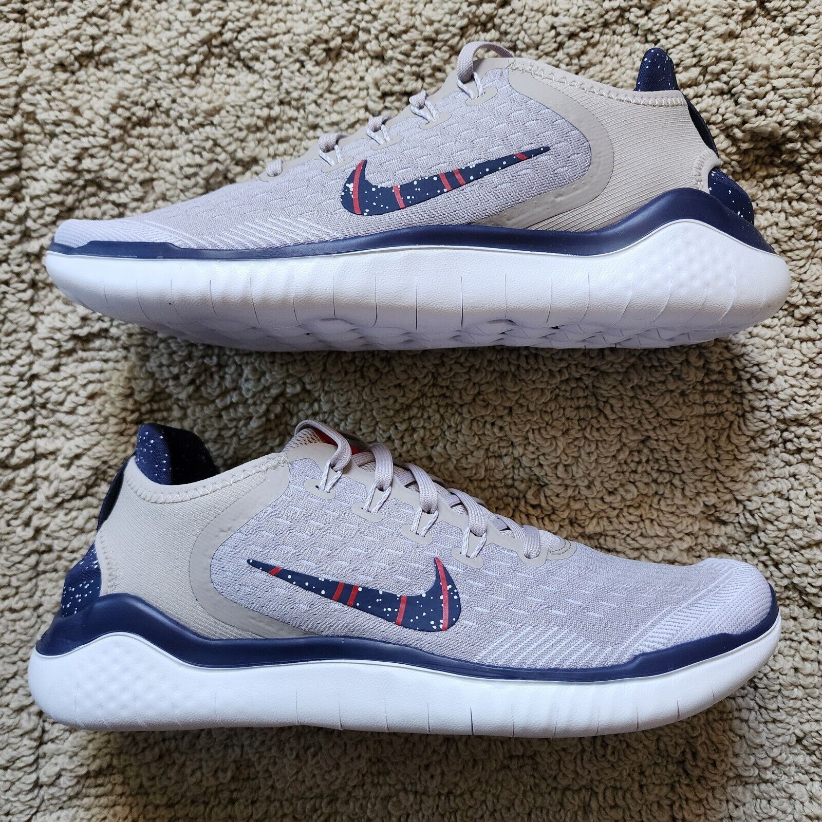 Nike free rn 2018 moon particle best sale