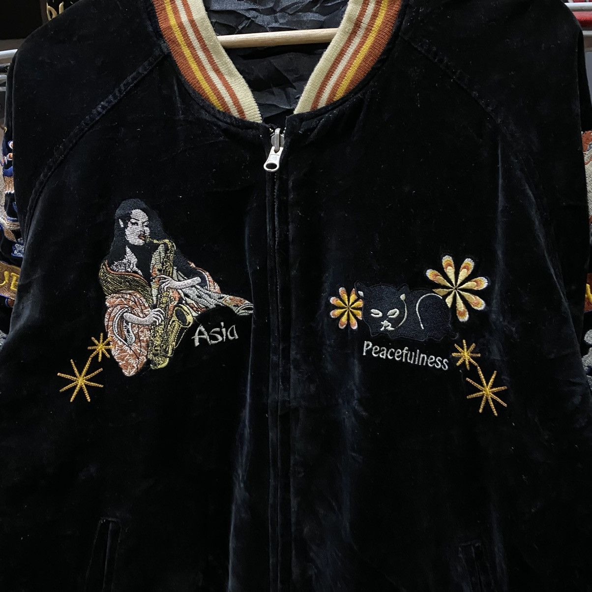 Japanese Brand VTG velvet sukajan souvenir jacket GRACEFUL JAPANESE ANEGO Size US L / EU 52-54 / 3 - 10 Thumbnail