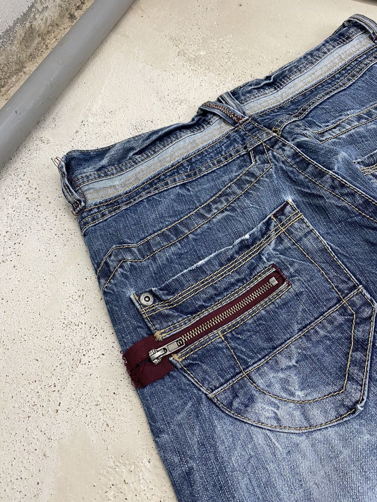 GOSTAR DE FUGA × Japanese Brand Daily Topics Japan Denim Clawn Mark Washed Straight Cut Size US 32 / EU 48 - 12 Thumbnail