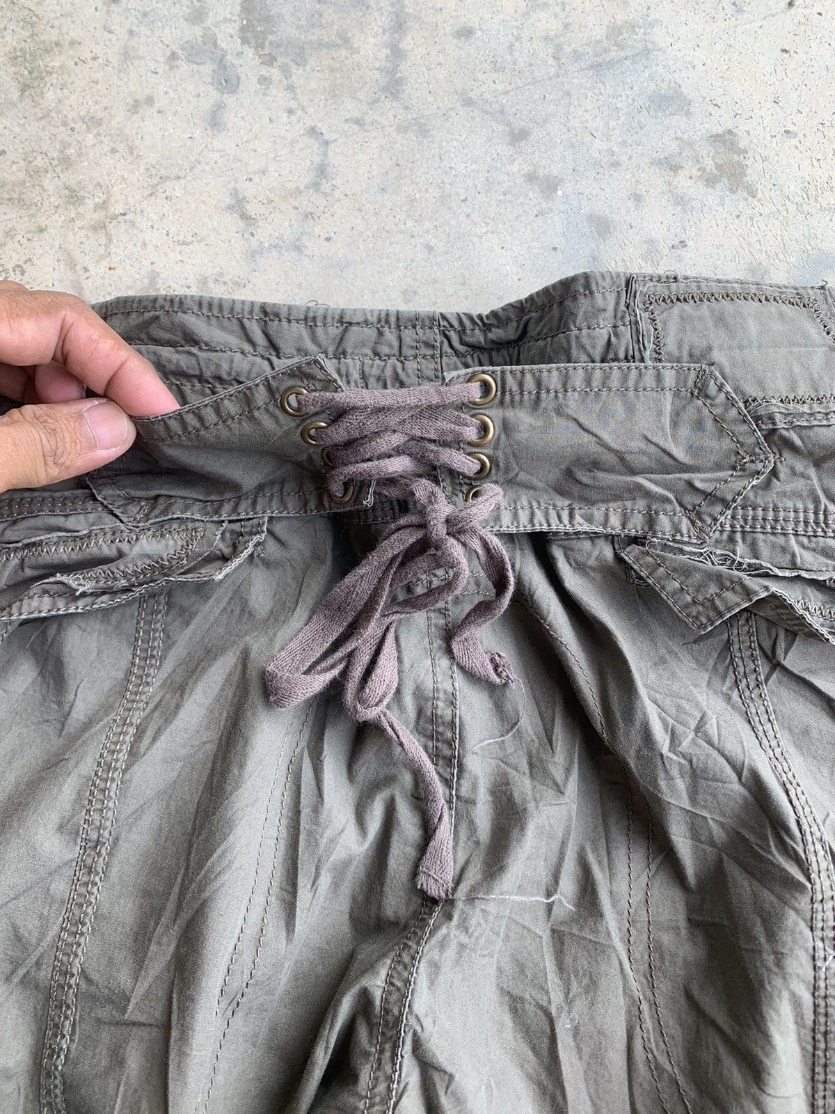 Other Distressed Embroidered Dragon Cargo Pants Size 32" / US 10 / IT 46 - 6 Thumbnail
