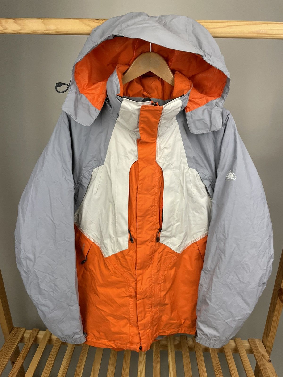 Nike ACG Nike acg vintage ski jacket size L Size US L / EU 52-54 / 3 - 1 Thumbnail