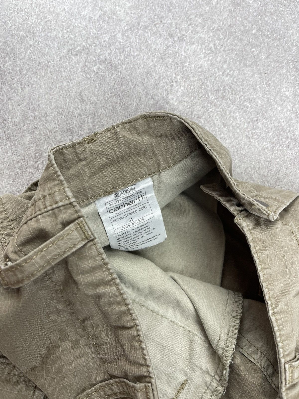 Carhartt Vintage Carhartt Regular Cargo Shorts Size 31 Size US 31 - 12 Thumbnail