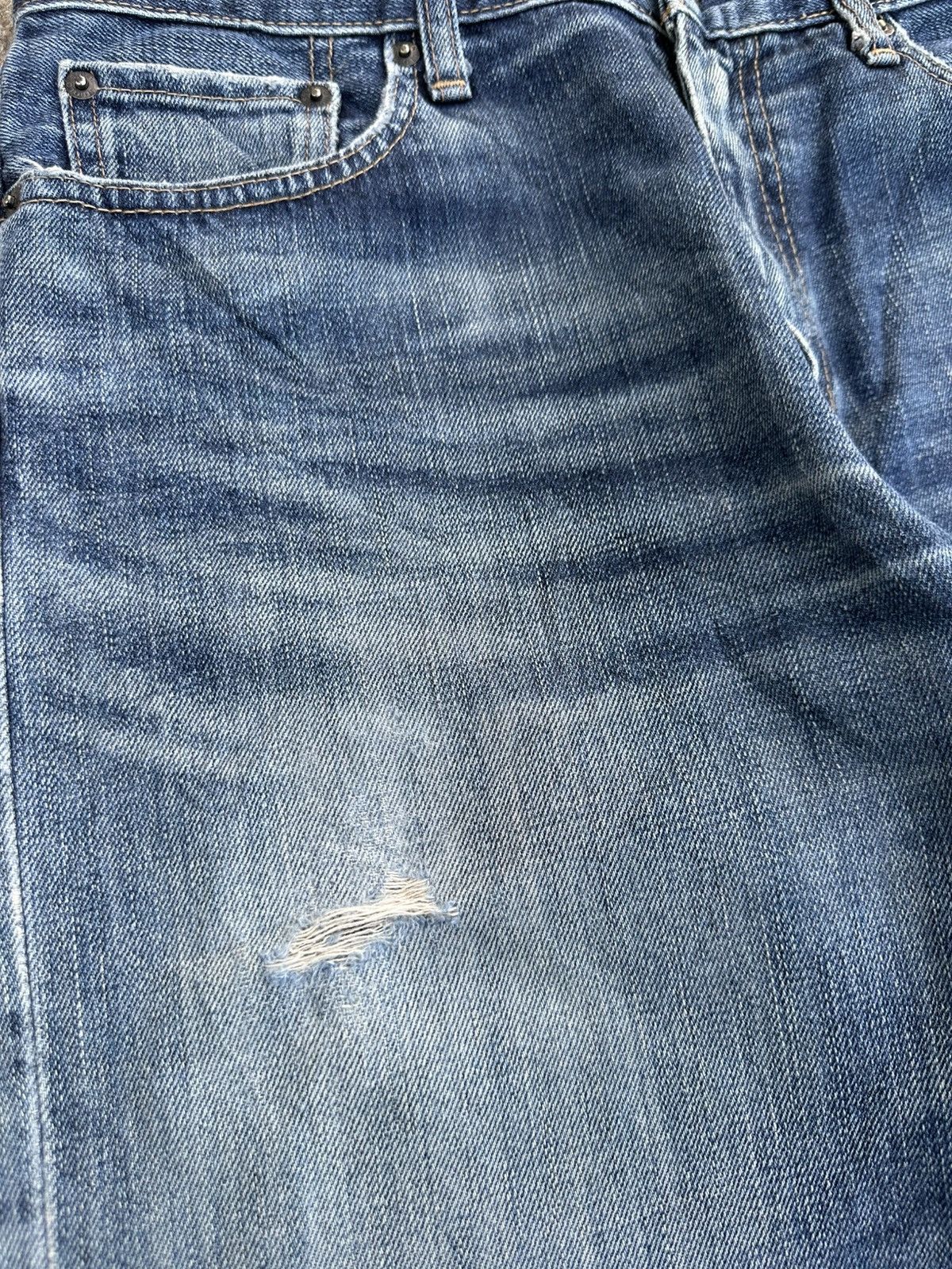 Undercover × Uniqlo Vintage Uniqlo S-002 Distressed Indigo Blue Jeans W32 Size US 32 / EU 48 - 5 Thumbnail