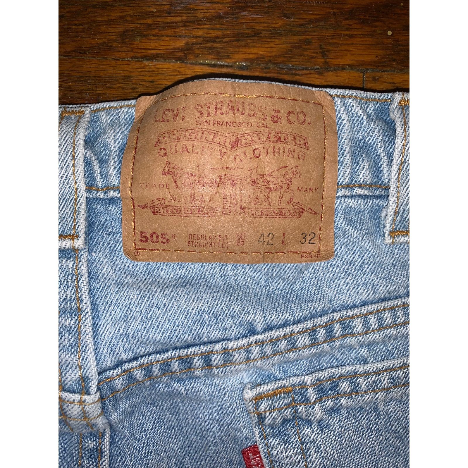 Levi's Vintage 1996 Levis 505 42x32 Light Wash USA Size US 42 / EU 58 - 12 Thumbnail