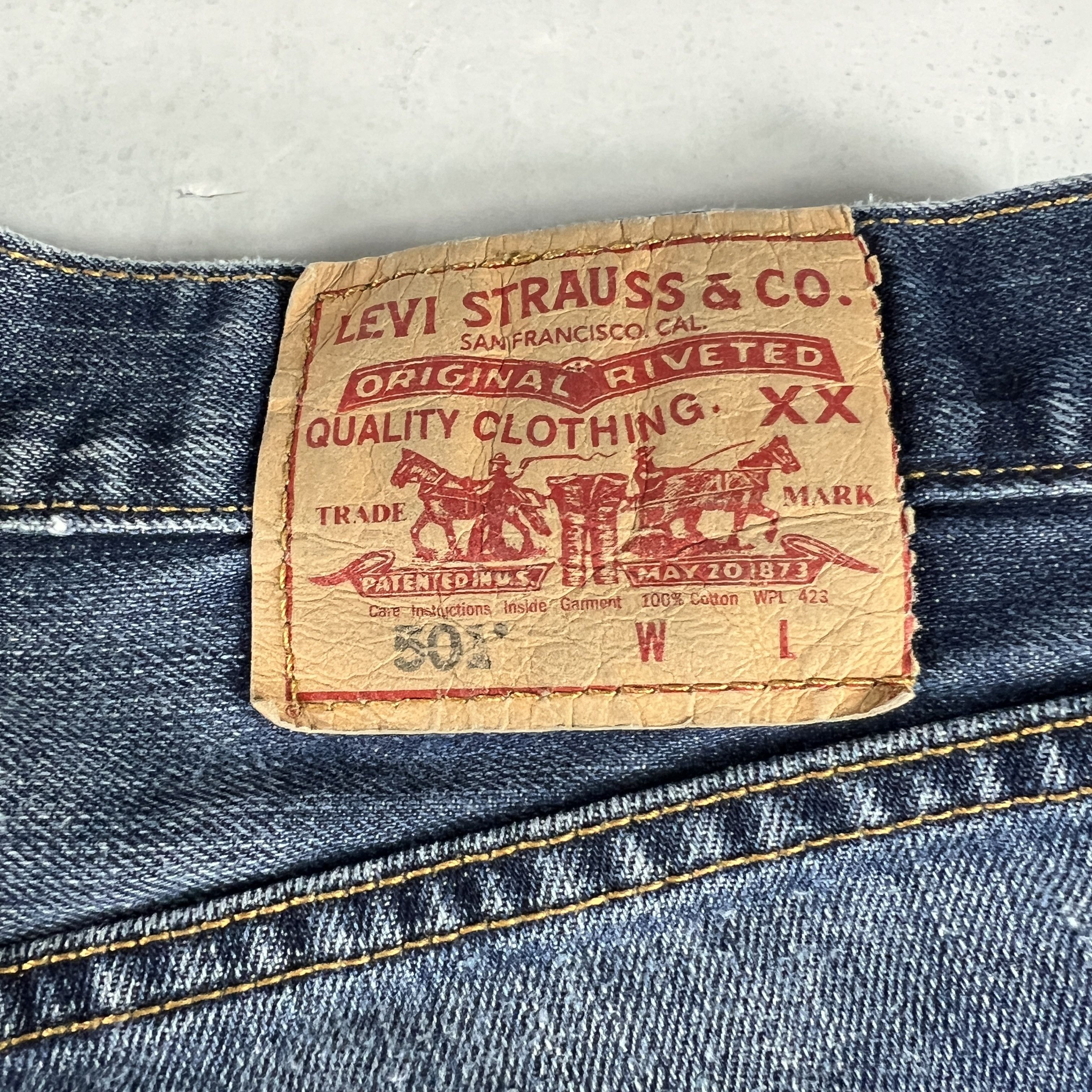 Levi's × Vintage Y2K Levi's Jean Short 501 Cut Off Raw Hem Cotton Denim Jorts Size US 29 - 11 Thumbnail