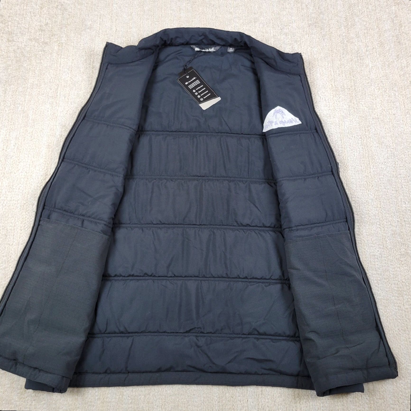 TravisMathew TRAVIS MATHEW Puffer Vest Mens XL Black Full Zip Golf Size US XL / EU 56 / 4 - 3 Thumbnail