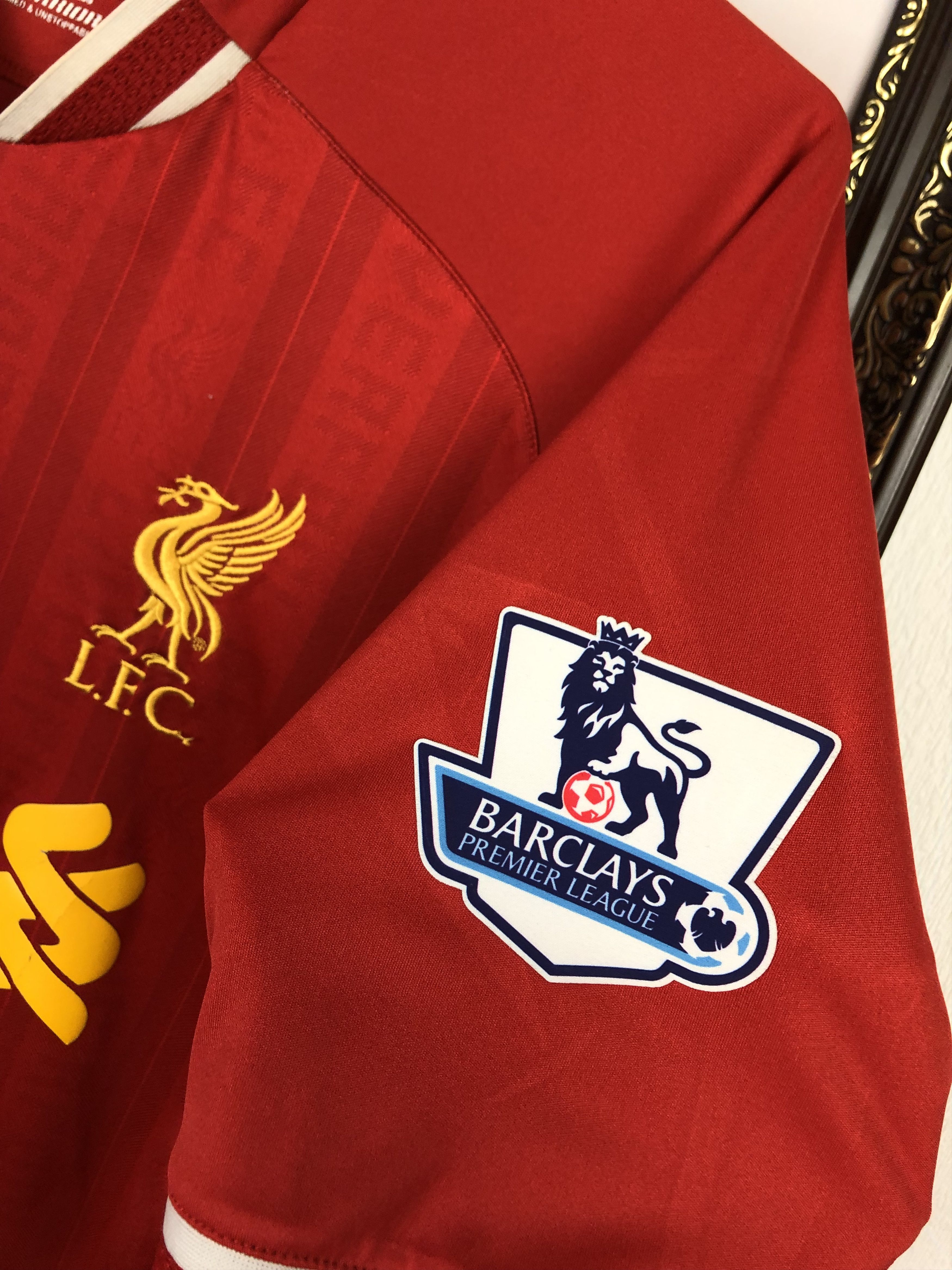 Other Liverpool football shirt 2013 Soccer Jersey #10 Coutinho Size US L / EU 52-54 / 3 - 6 Thumbnail