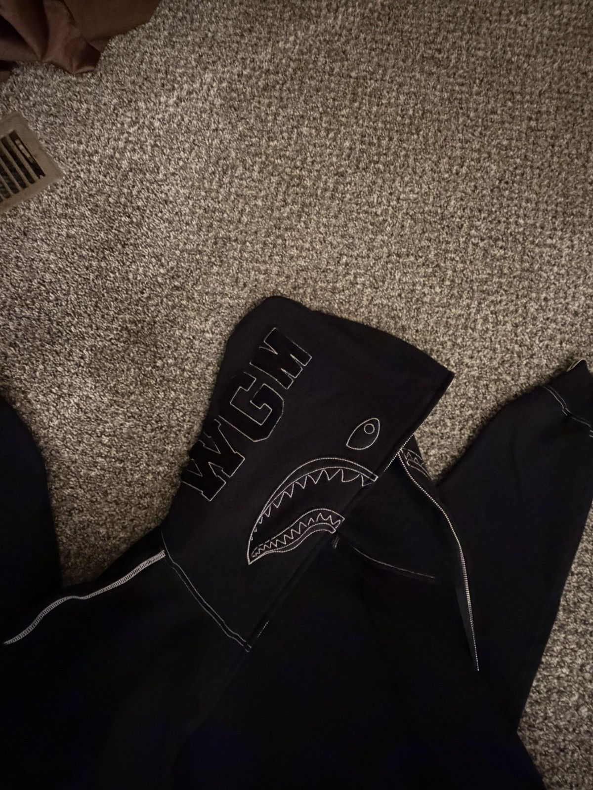 Bape BAPE Contrast Stitching Relaxed Fit Full-Zip Shark Hoodie Size US L / EU 52-54 / 3 - 3 Thumbnail