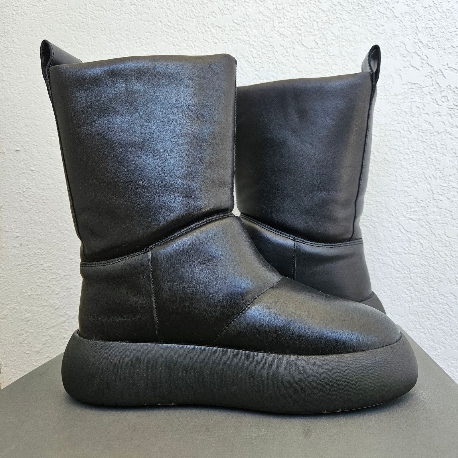 Vagabond Vagabond Aylin Puffer Tall Boot Black Size 38 with Box Size US 8 / IT 38 - 8 Thumbnail