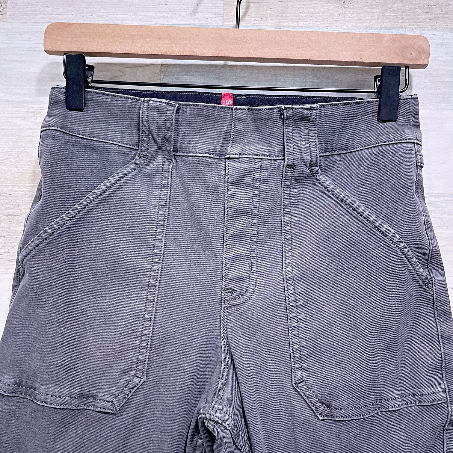 Spanx SPANX Stretch Twill Ankle Cargo Pant Black Mid Rise Pull On Size 30" / US 8 / IT 44 - 2 Thumbnail