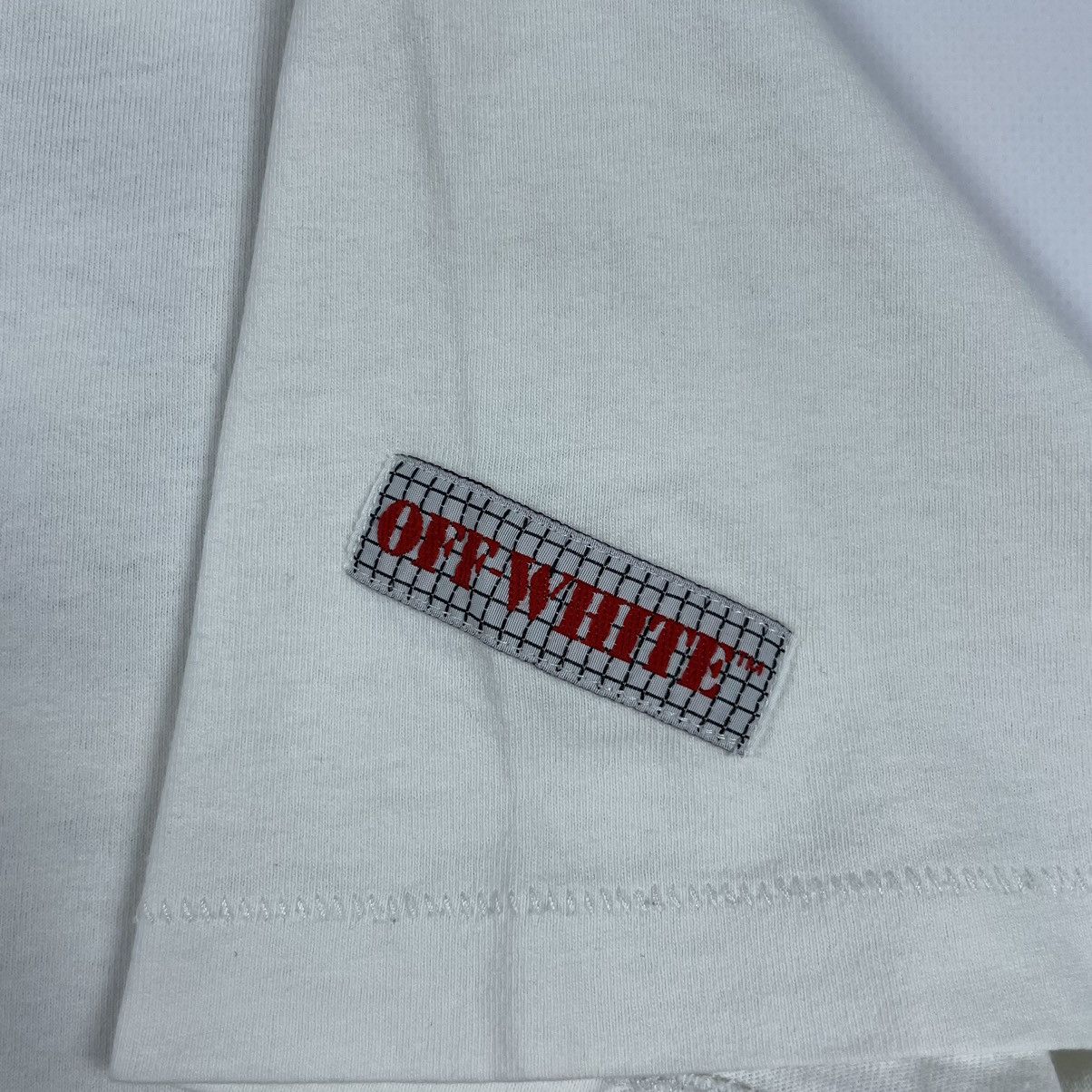 Off White Distressed Faded Black Arrows White T-shirt