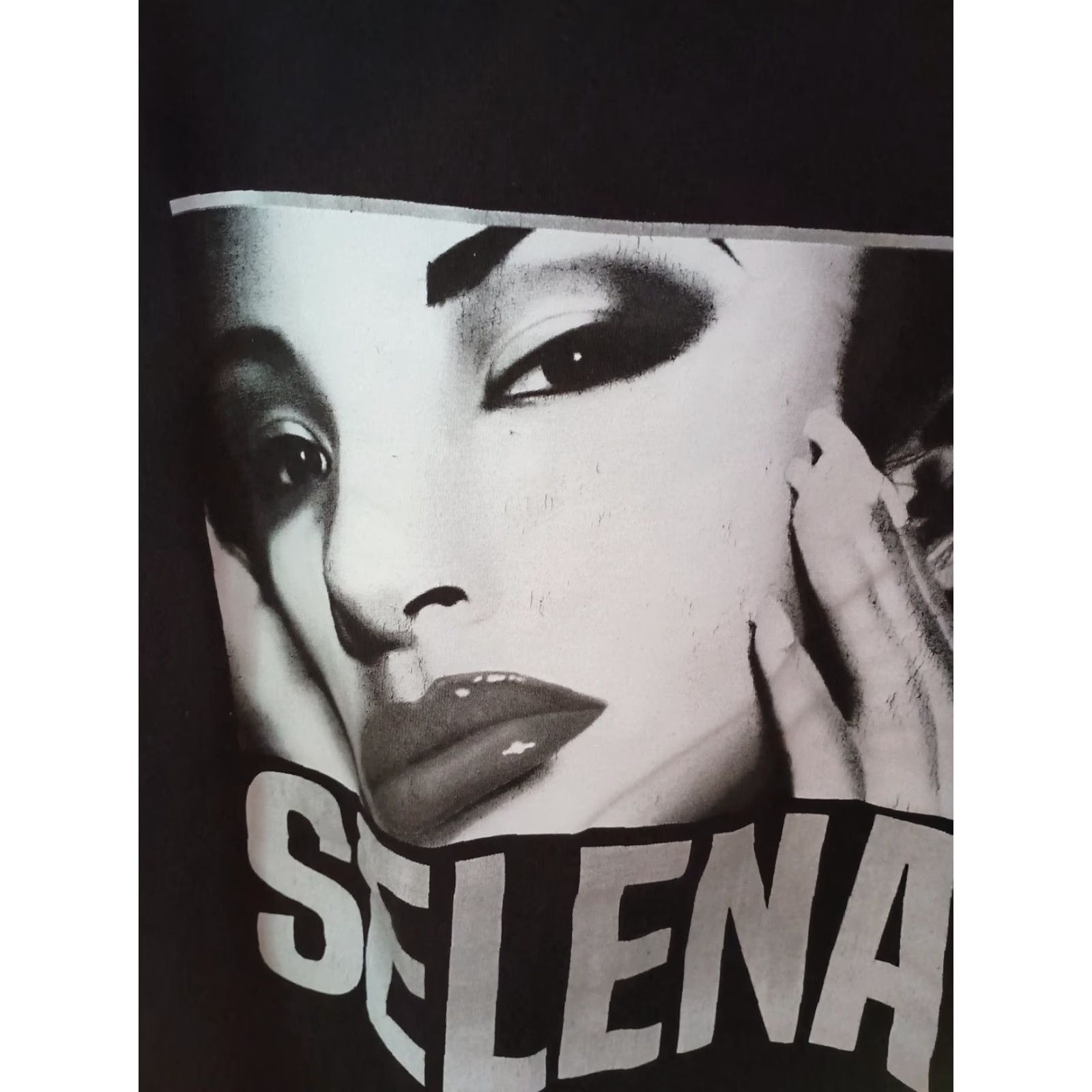Vintage VINTAGE Selena Rock Band Tee Women L Black T-Shirt Short Sleeve Crew Neck Size L / US 10 / IT 46 - 2 Thumbnail