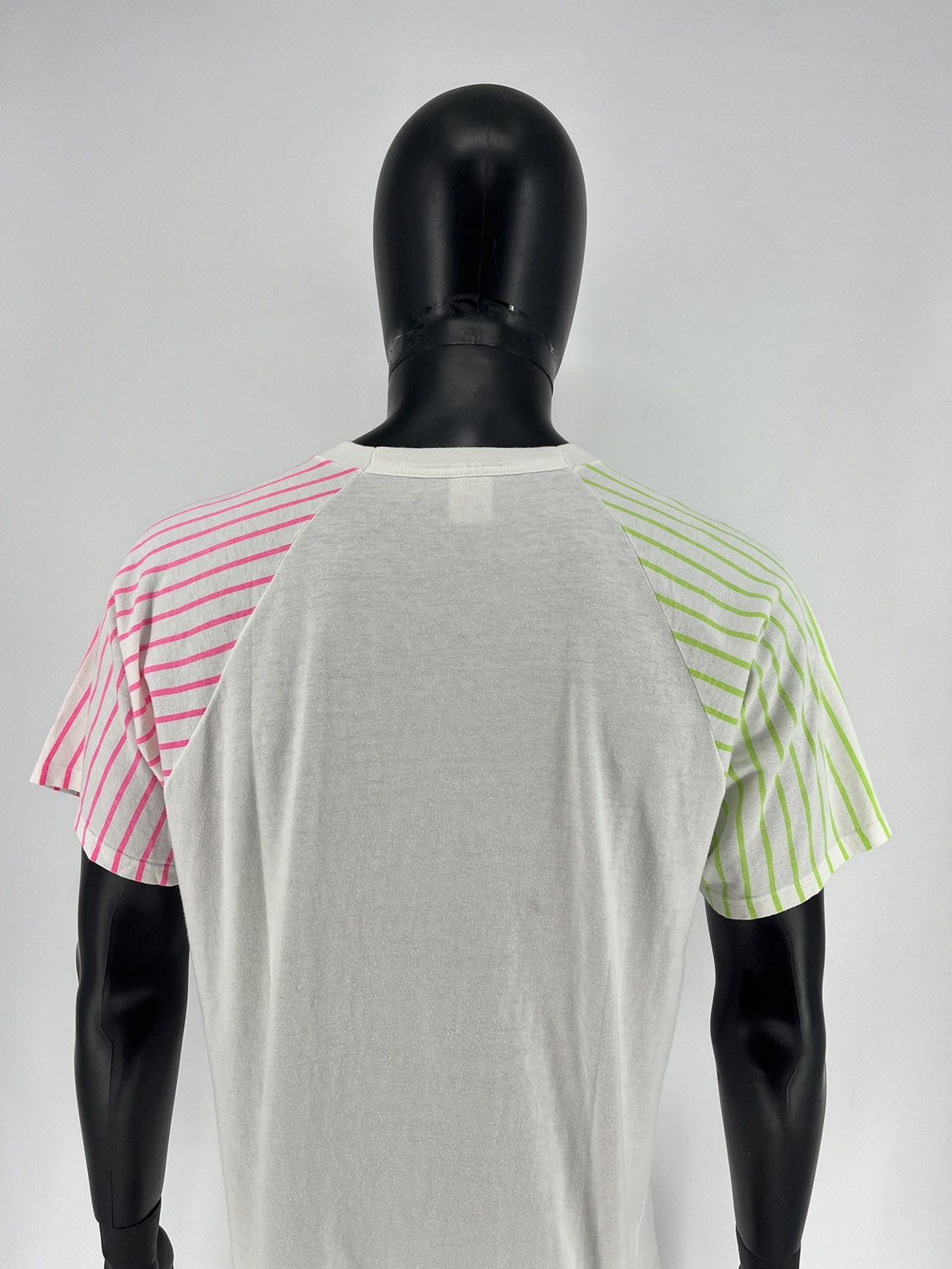 Vintage Vintage 90s Rare Crazy Surfer Skater Style Boot Tee M Size US M / EU 48-50 / 2 - 9 Thumbnail