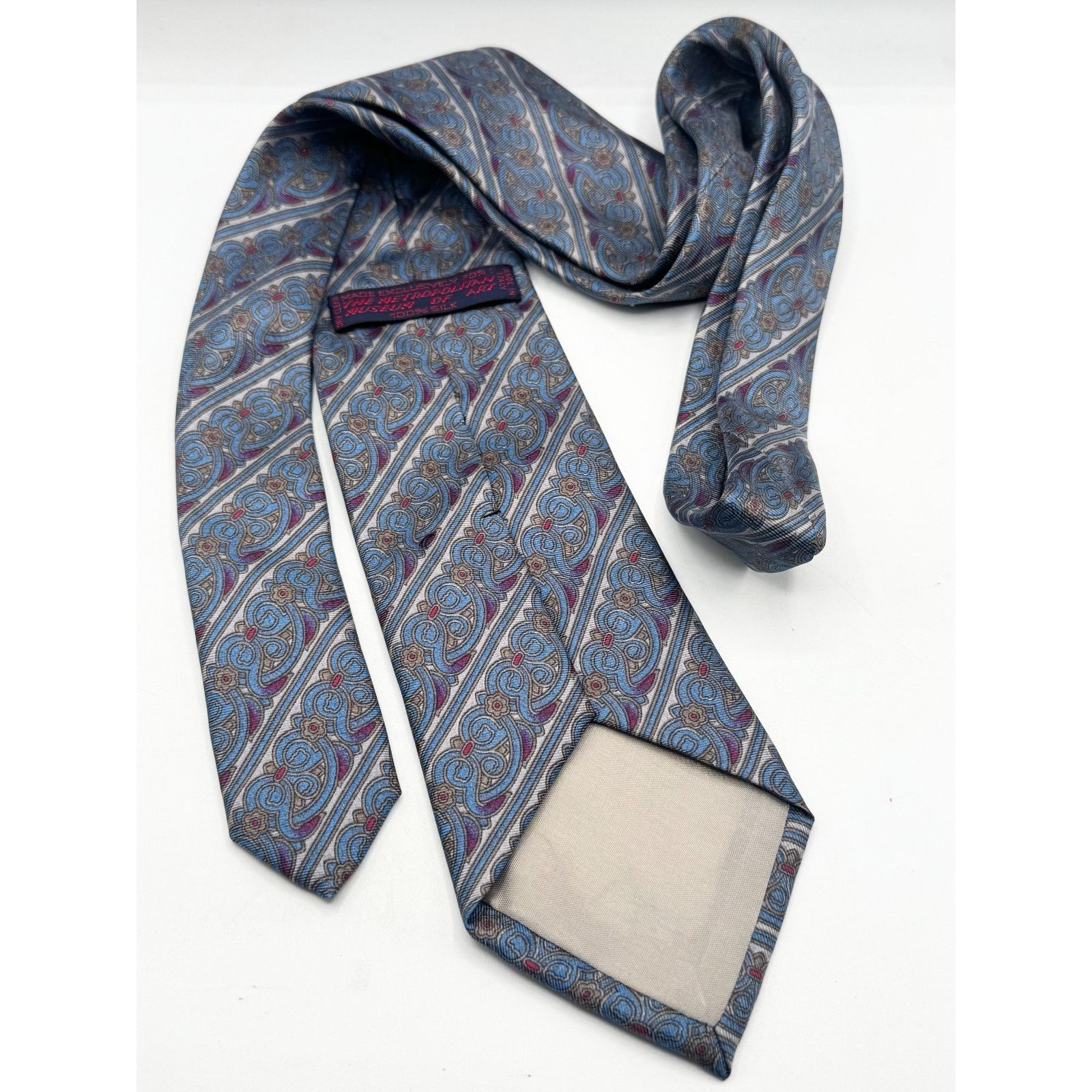Other Vintage The Metropolitan Museum of Art 100% Silk Tie Necktie Size ONE SIZE - 4 Thumbnail