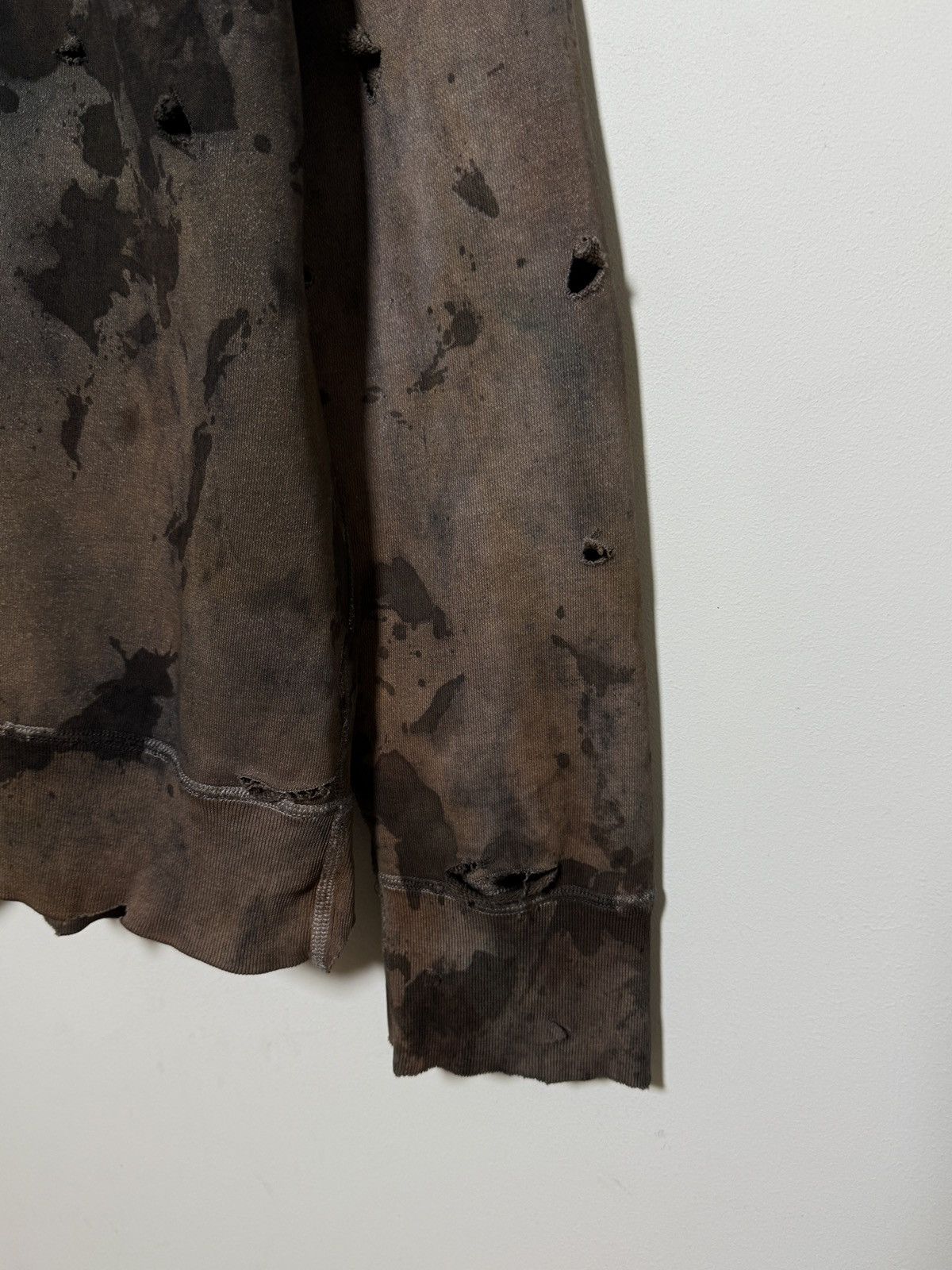 Acne Studios Heavily distressed Acne Studios crewneck erd Size US L / EU 52-54 / 3 - 3 Thumbnail