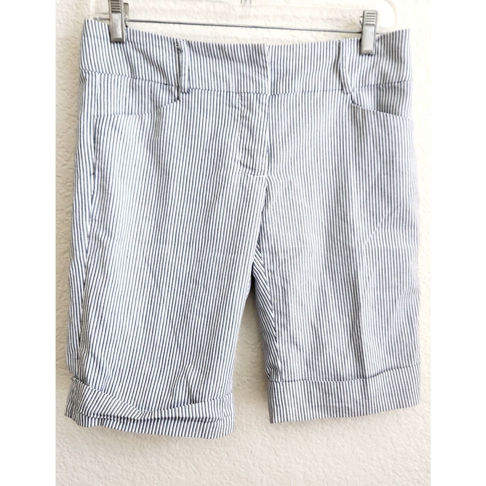 Other Miss Bisou Black White Pinstripe Bermuda Shorts 5 Juniors Size 30" / US 8 / IT 44 - 1 Thumbnail