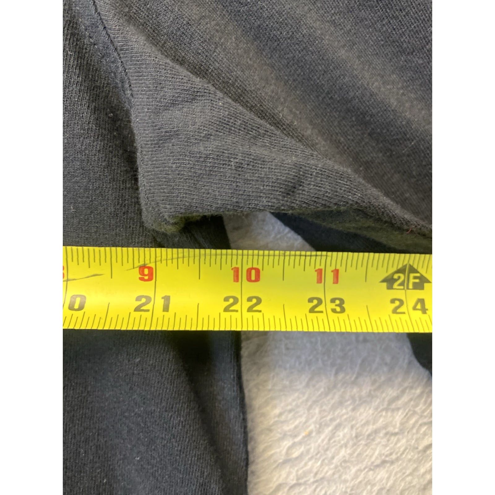 Champion Champion Hoodie Large Black Logo Sweatshirt Pullover Sweater 36-86 Size US L / EU 52-54 / 3 - 6 Thumbnail