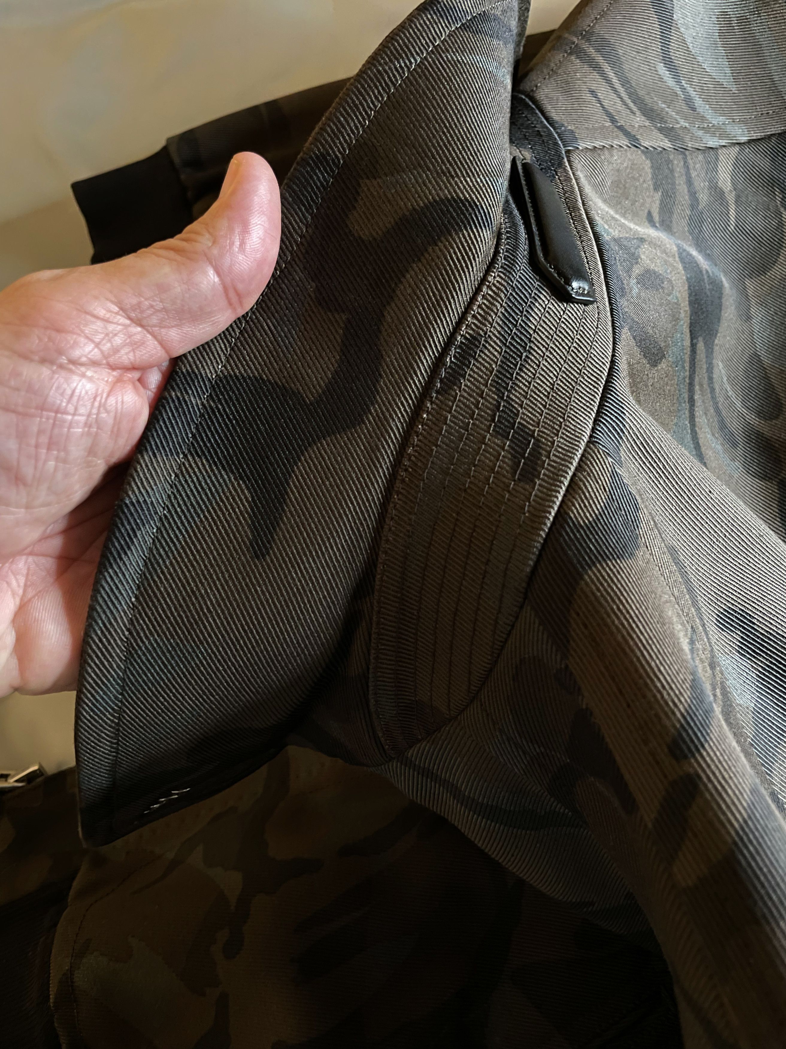 Tom Ford Effortless Cool, $4,300 w/tax TOM FORD Viscose Camo Jacket Size US M / EU 48-50 / 2 - 15 Thumbnail