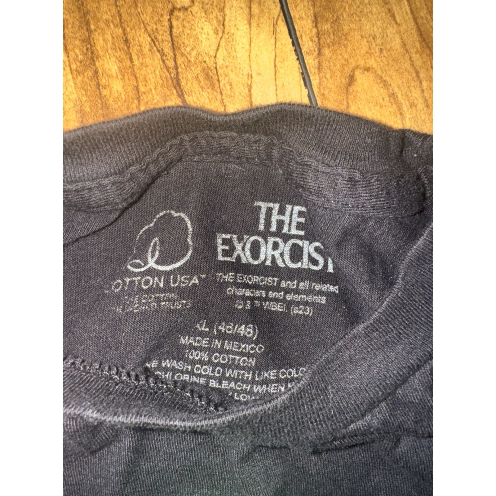 Vintage VINTAGE The Exorcist T-Shirt Black XL Men Regular 23x27 Size US XL / EU 56 / 4 - 3 Thumbnail