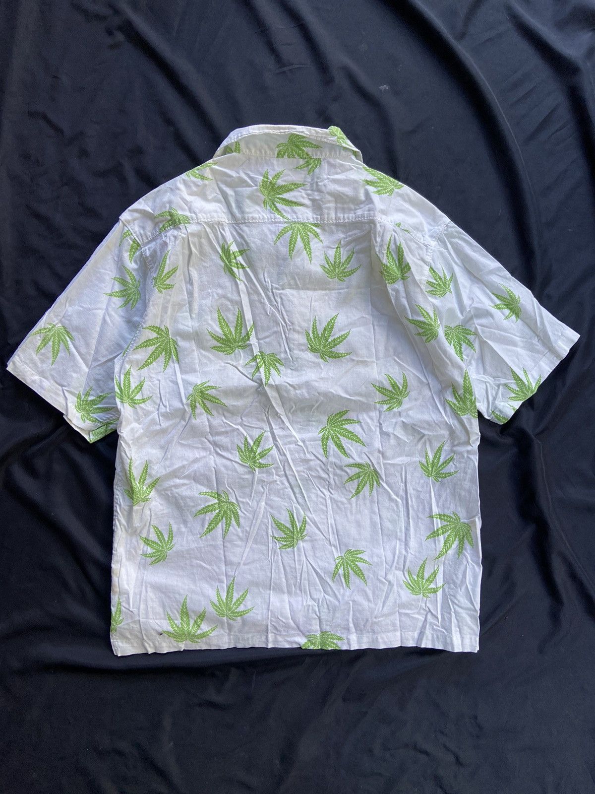 Beauty Beast MARIJUANA JUNGLE STORM BUTTON UP SHIRT Size US L / EU 52-54 / 3 - 12 Thumbnail