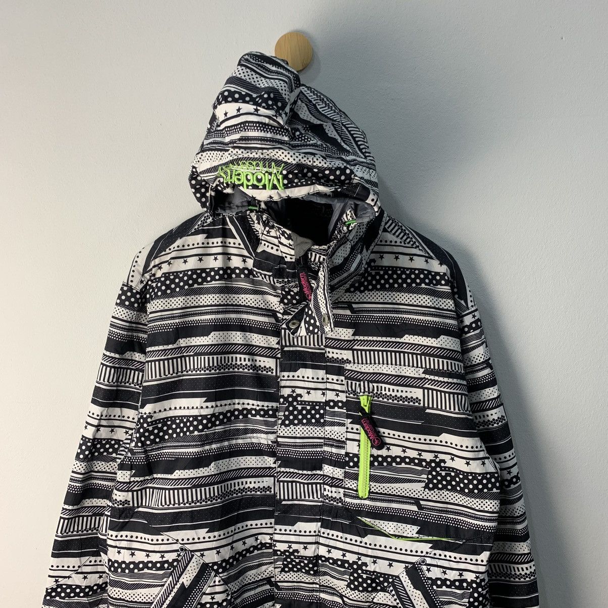 Japanese Brand × Modern Amusement modern amusement zipper hoodie rare design Size US L / EU 52-54 / 3 - 4 Thumbnail