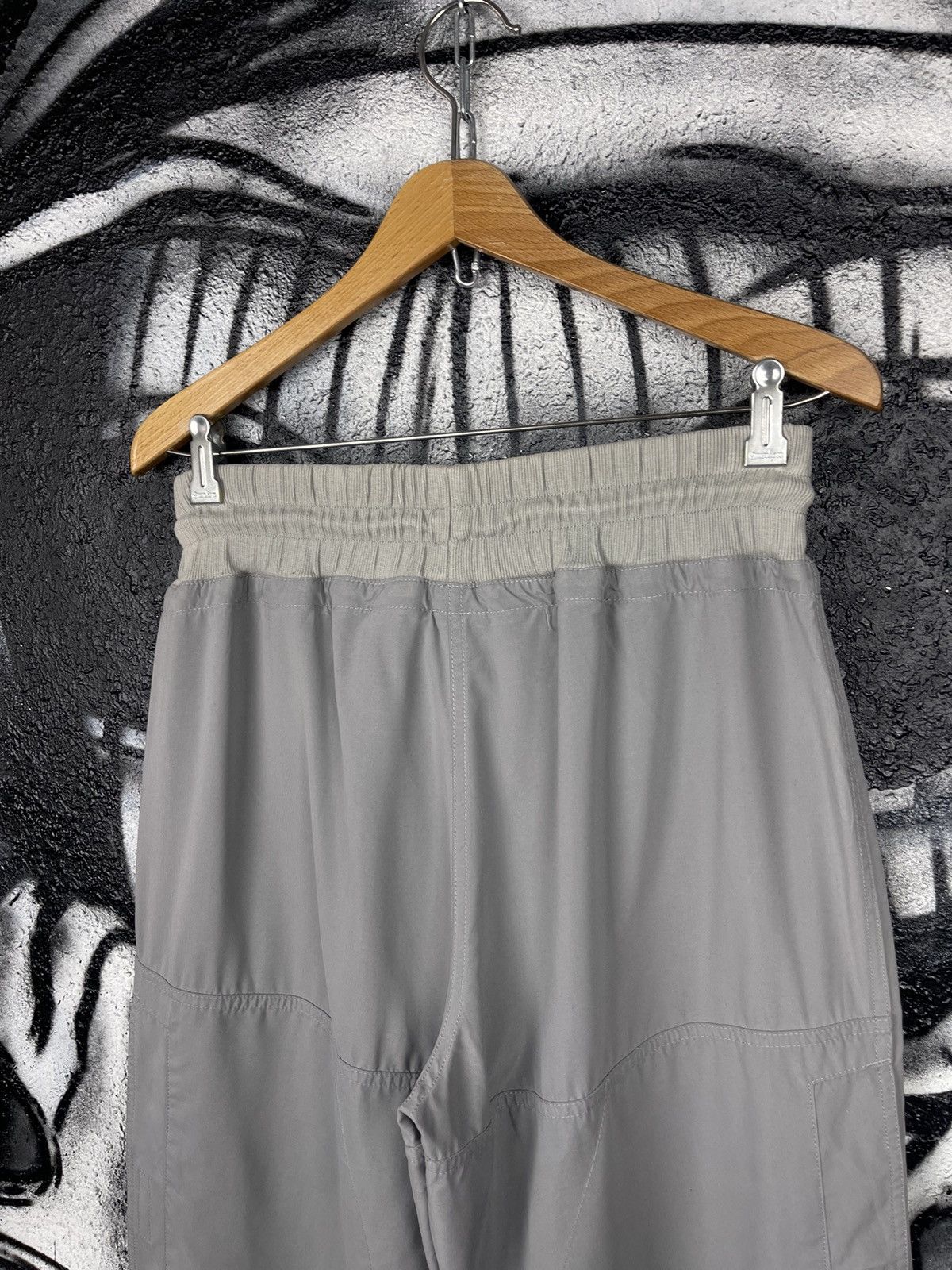 Nike Nike Y2K Vintage Sport Wide Parachute Pants Men’s Size Small Size US 30 / EU 46 - 11 Thumbnail