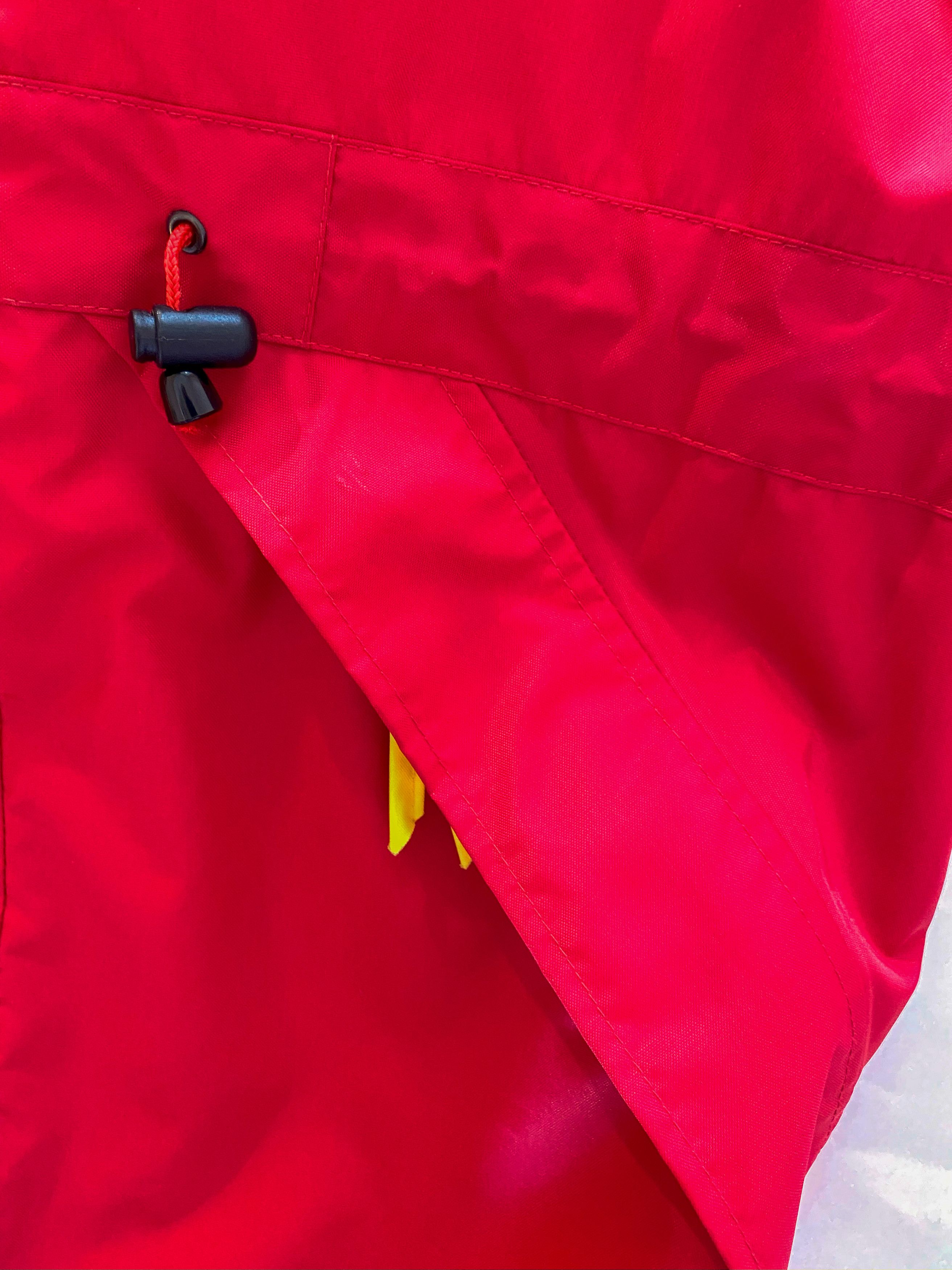 Ferrari Vintage Ferrari Official 1996 Nylon Jacket Parka F1 Size L Size US L / EU 52-54 / 3 - 10 Thumbnail