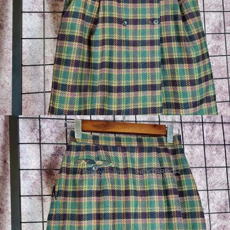 Dior Dior Wool Plaid Mini Skirt for Women . Size 23" - 2 Thumbnail