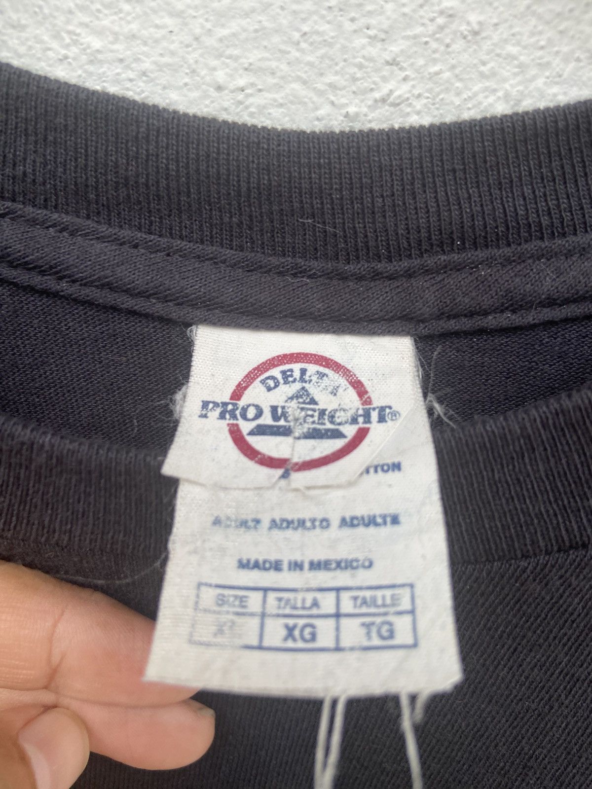 Vintage 🔥 Vtg Discovery Chanel Deadliest Catch t shirt Crab season Size US L / EU 52-54 / 3 - 5 Thumbnail