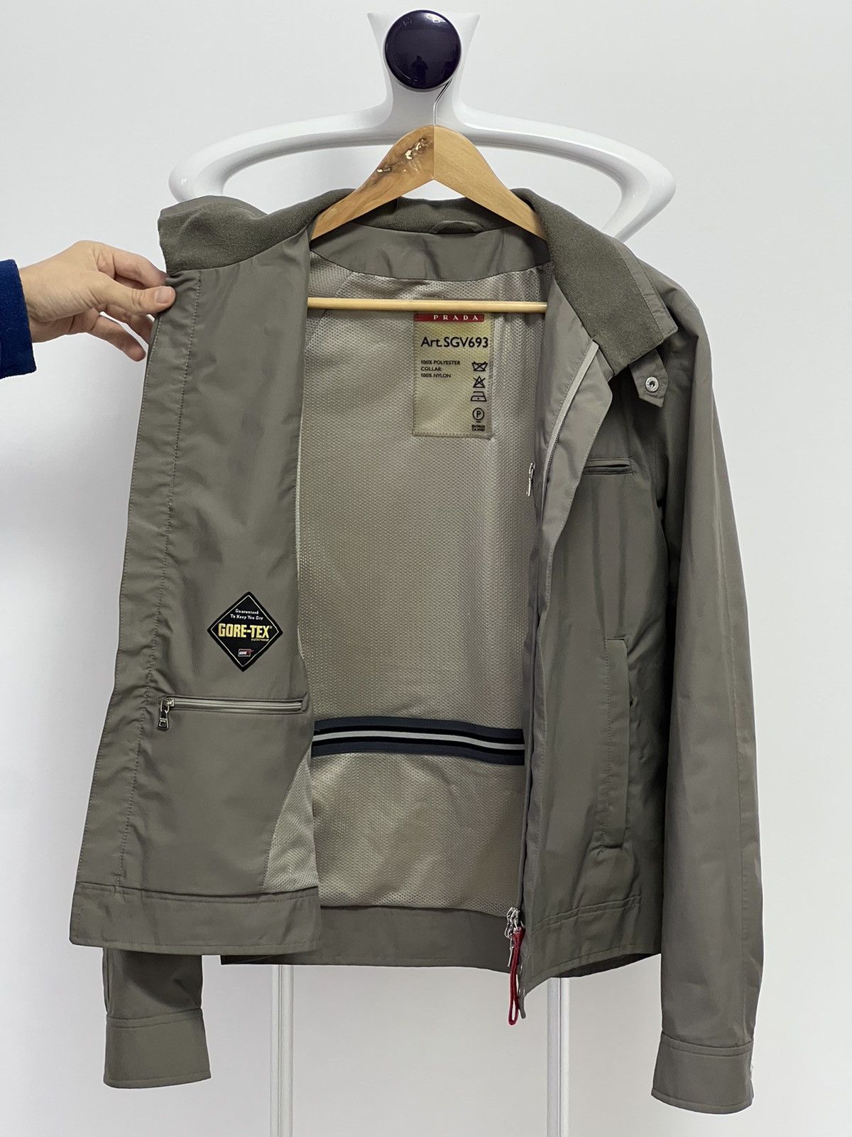 Goretex Prada Goretex Jacket Size US M / EU 48-50 / 2 - 2 Thumbnail