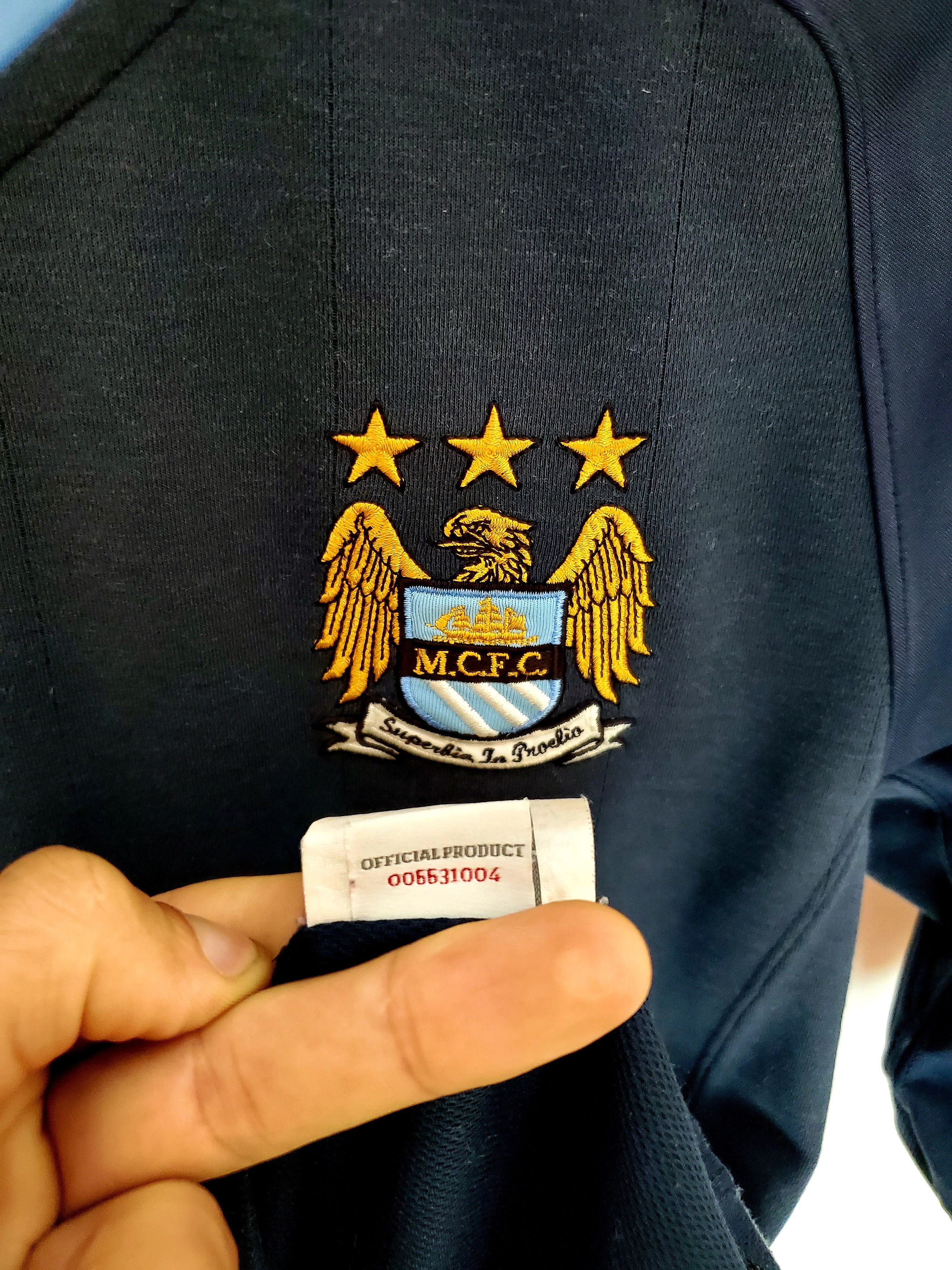 Umbro Manchester City Away shirt 2010/11 Umbro #21 David Silva S Size US S / EU 44-46 / 1 - 6 Thumbnail