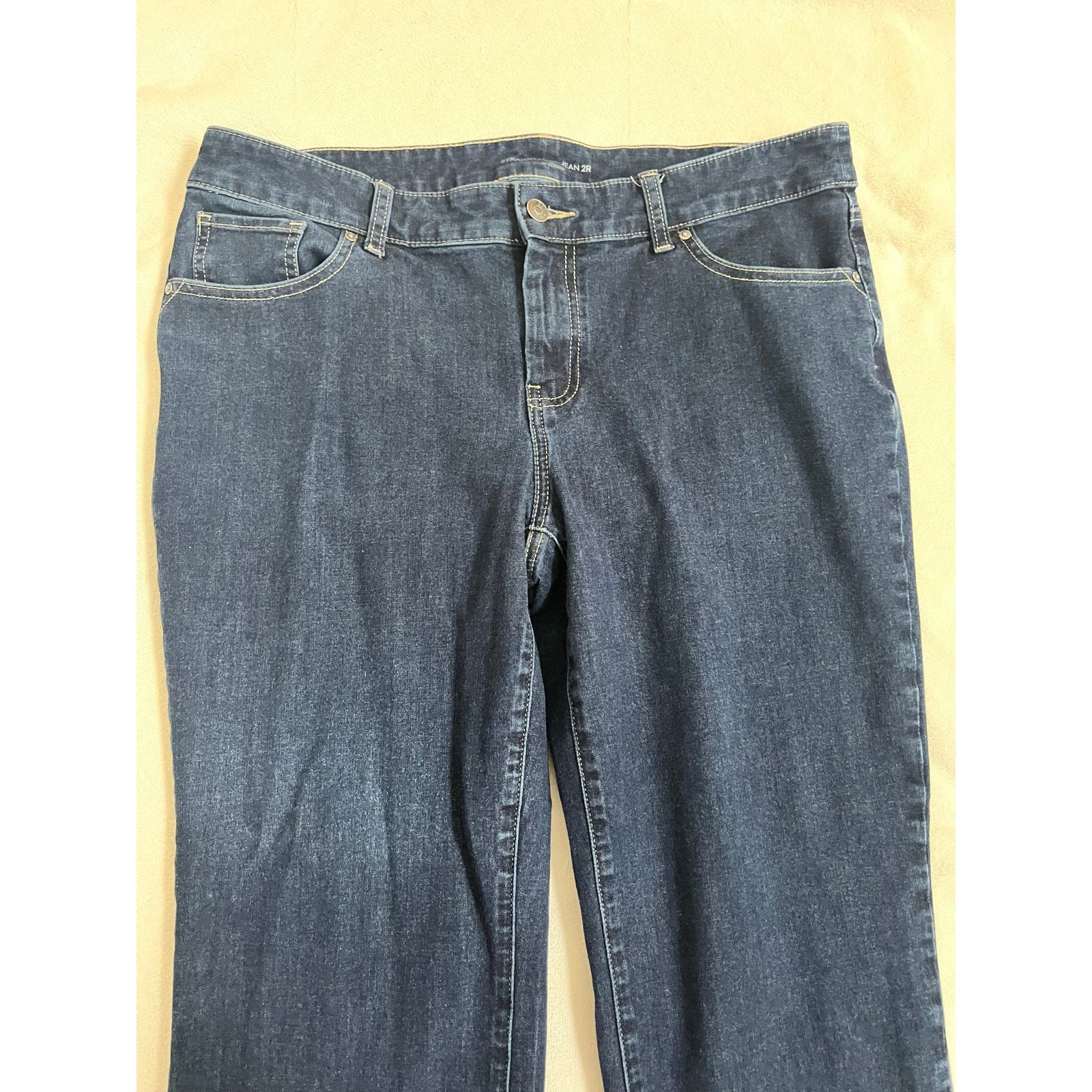 Chicos Chicos Mid-Rise Straight Leg Jean Size 2 Regular (US 12) Size 34" / US 12 / IT 48 - 3 Thumbnail