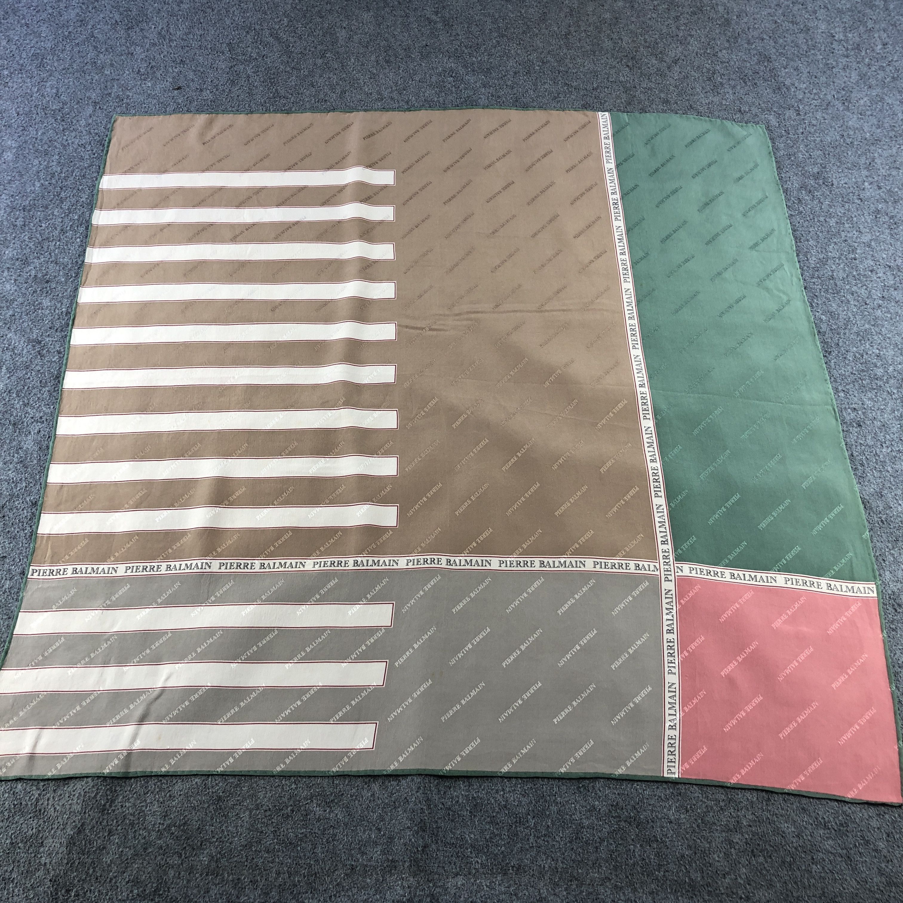 Pierre Balmain Vintage Pierre Balmain Silk Scarf M1258 Size ONE SIZE - 2 Thumbnail