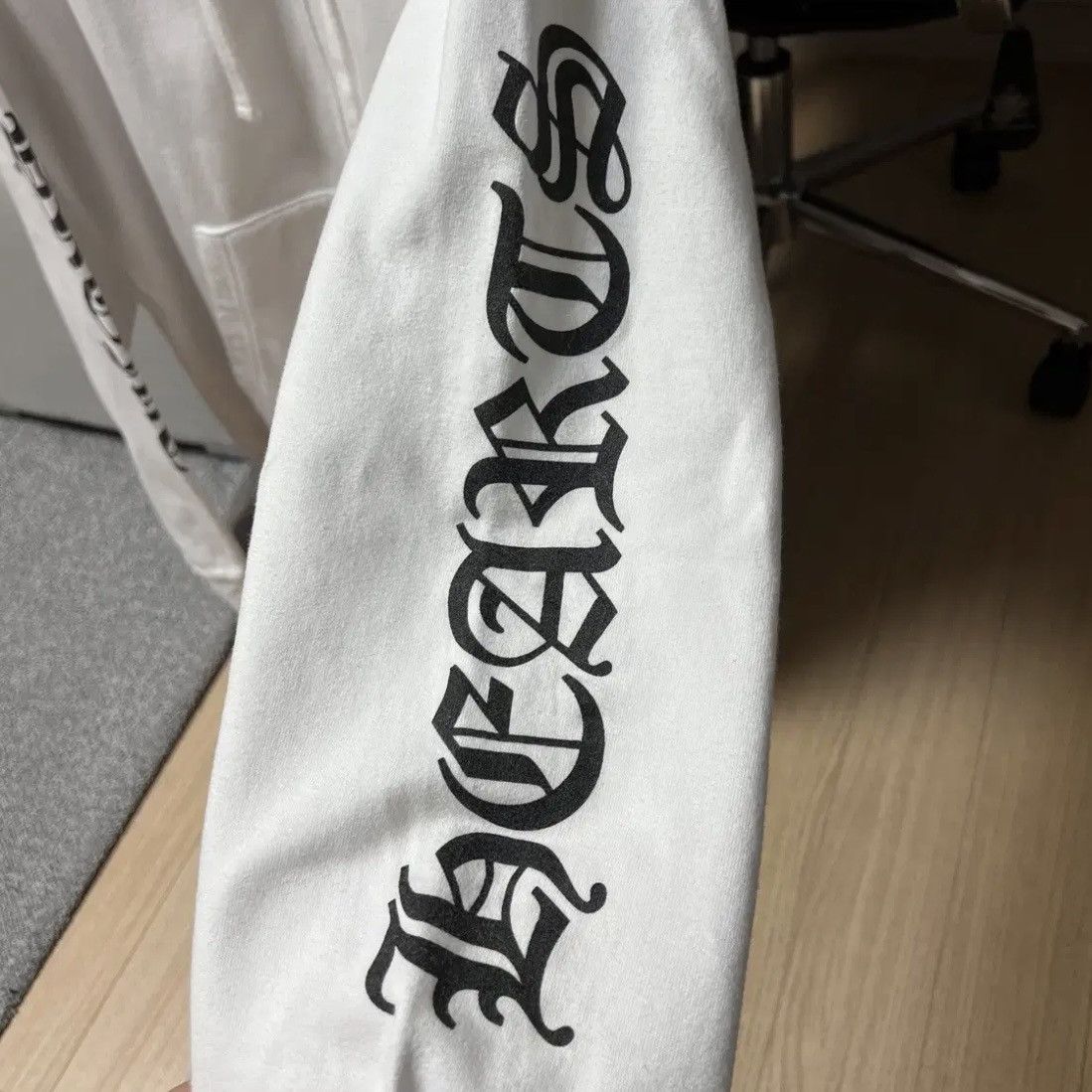 Chrome Hearts Vertical Logo Dagger Zipup Hoodie Size US XL / EU 56 / 4 - 6 Thumbnail