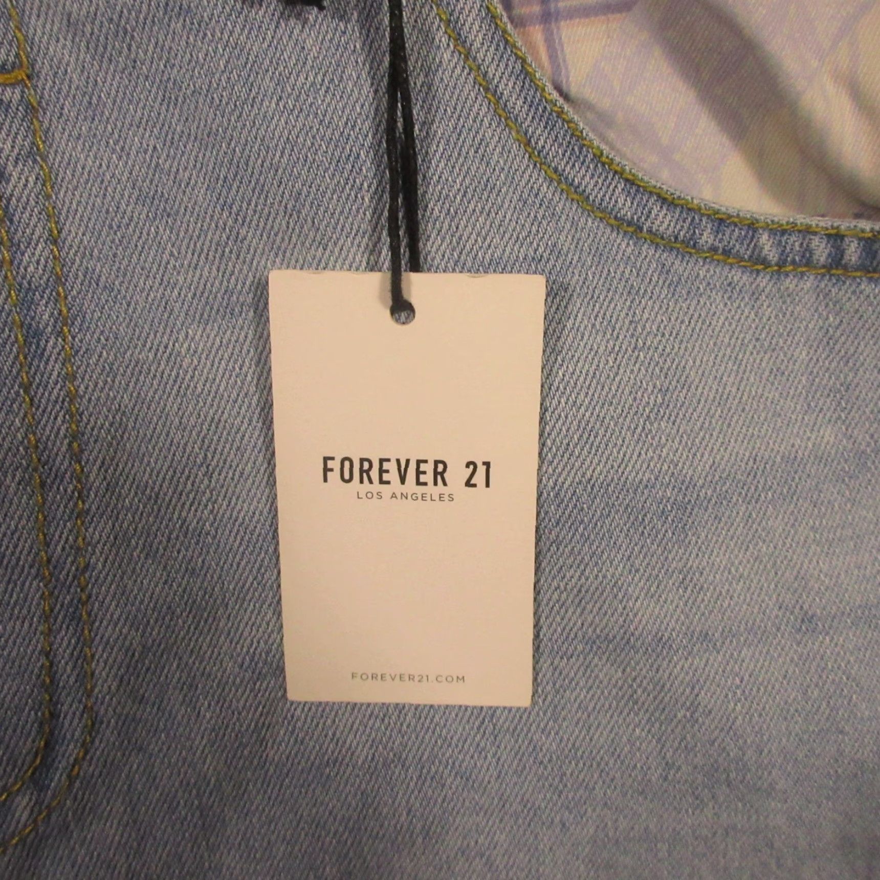 Forever 21 Forever 21 Overall Shorts Women M Denim Floral Embellished Blue 90s Y2K Fairy Casual Bermuda Shorts Size 32" / US 10 / IT 46 - 4 Thumbnail