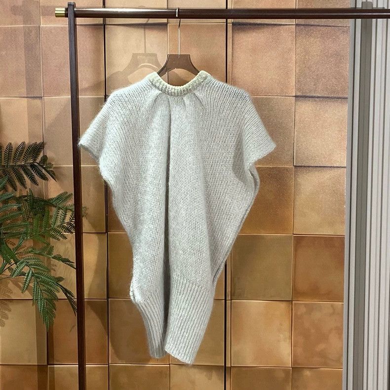 Loewe LOEWE Light grey merino knit sleeveless sweater Size XS / US 0-2 / IT 36-38 - 2 Thumbnail