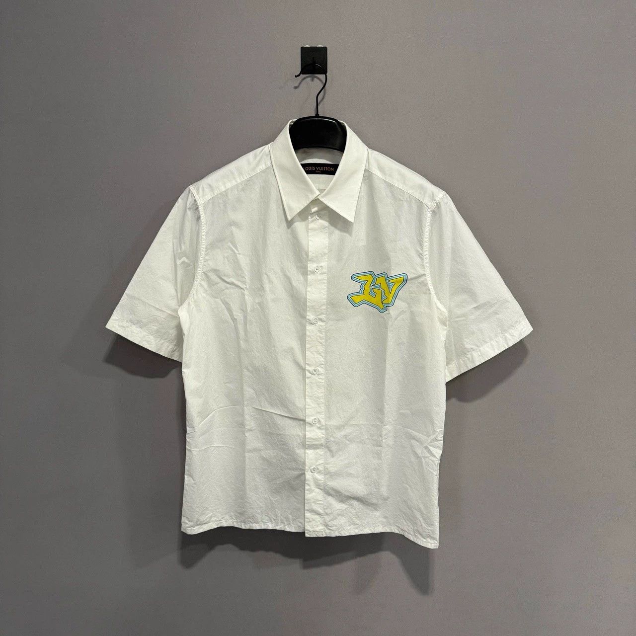 Louis Vuitton louis vuitton graffiti logo short sleeve shirt Size US XS / EU 42 / 0 - 1 Thumbnail