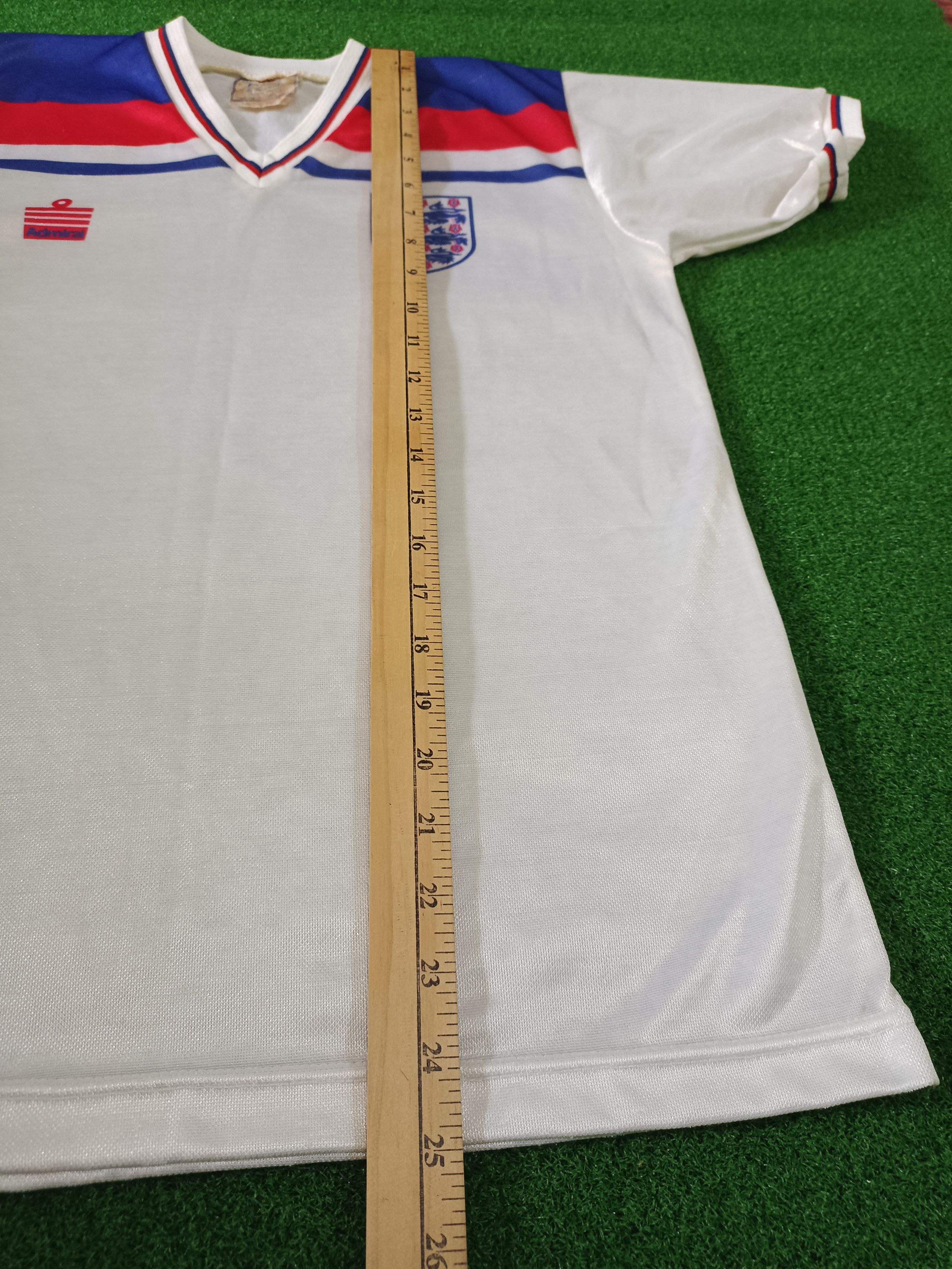 Vintage Vintage Admiral England 1980-83 Jersey Size US S / EU 44-46 / 1 - 8 Thumbnail