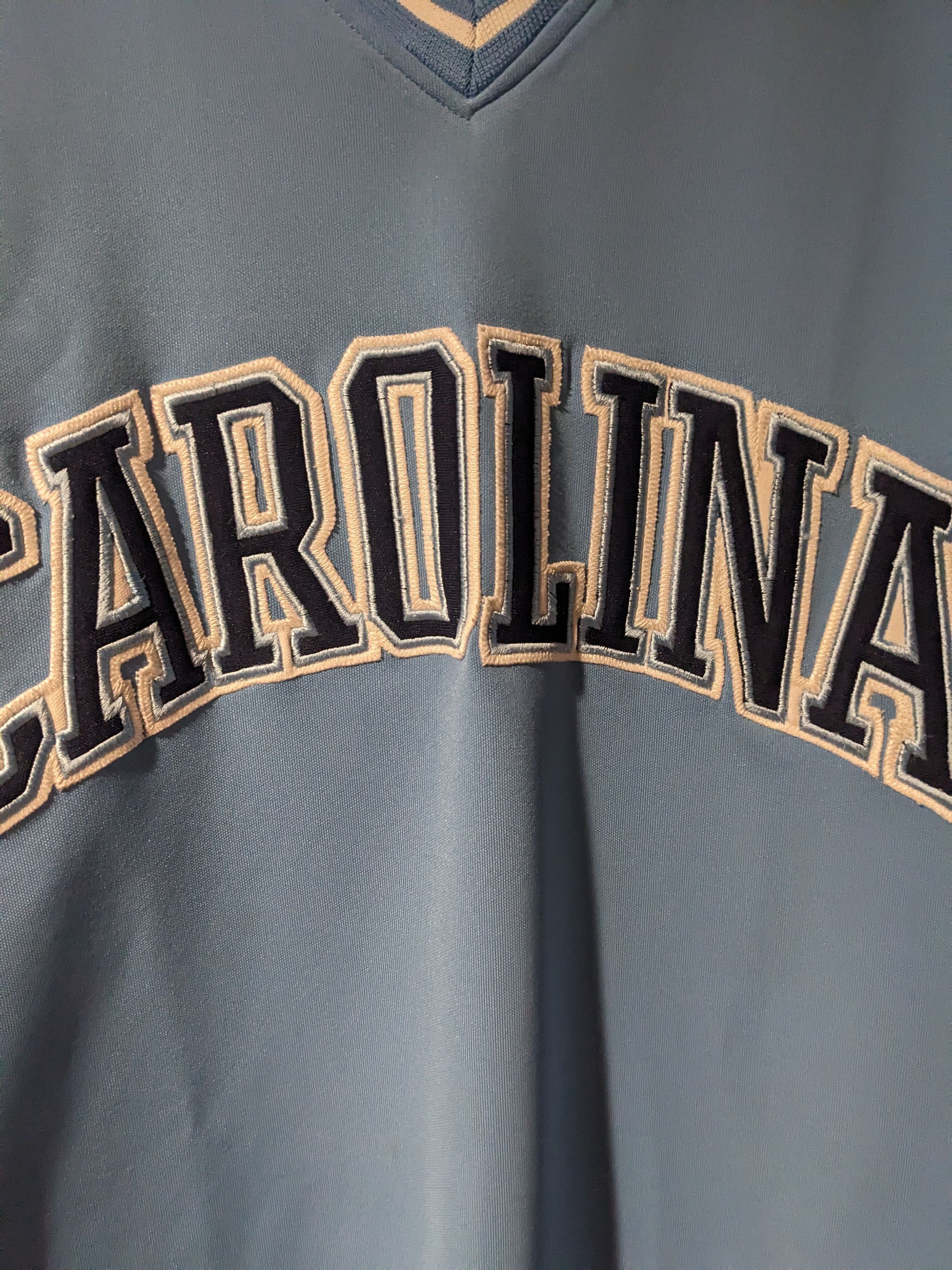 Vintage Vintage Y2K Carolina Tar Heels College Basketball Jersey Size US M / EU 48-50 / 2 - 2 Thumbnail