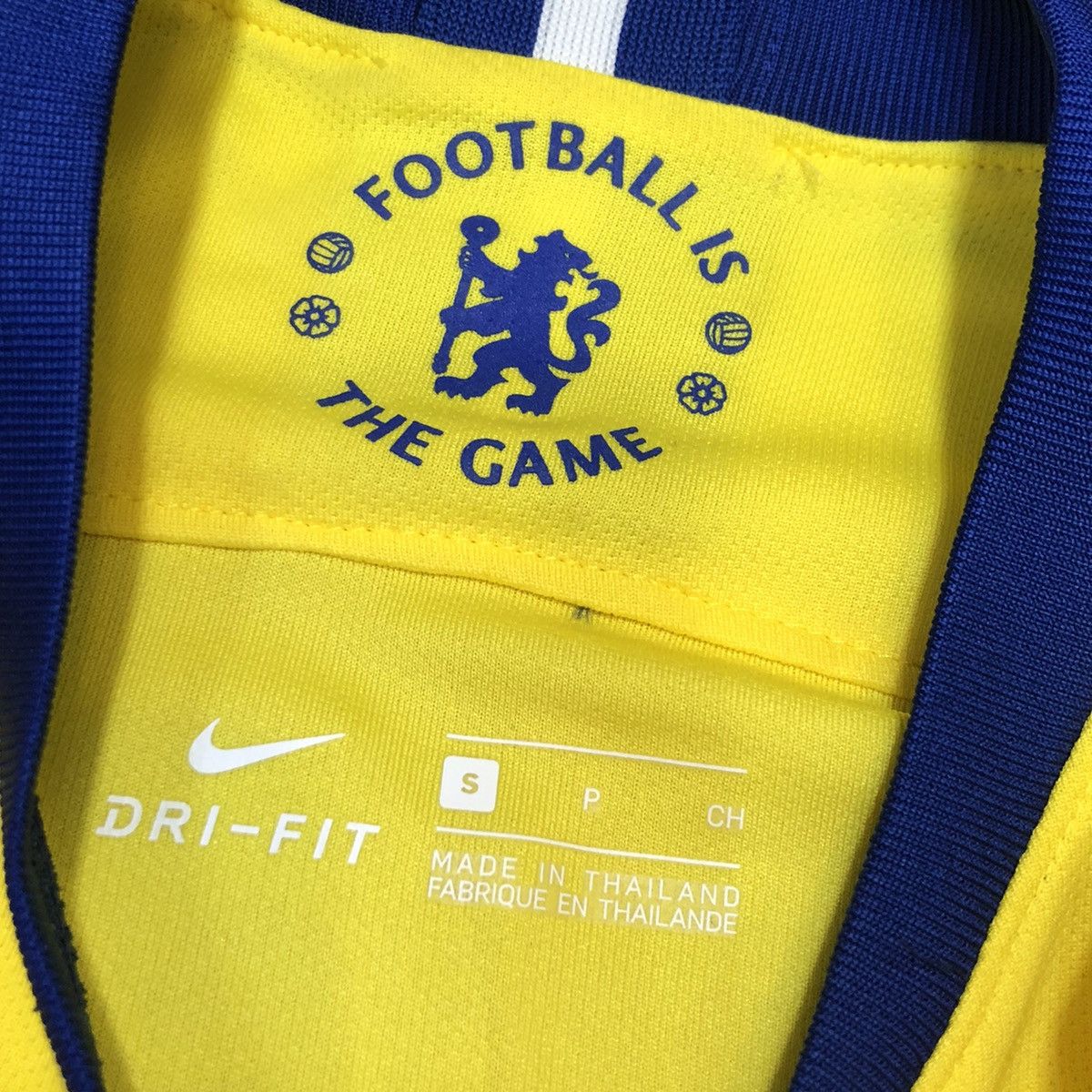 Nike chelsea 18/19 away shirt #18 Giroud Size US S / EU 44-46 / 1 - 9 Thumbnail