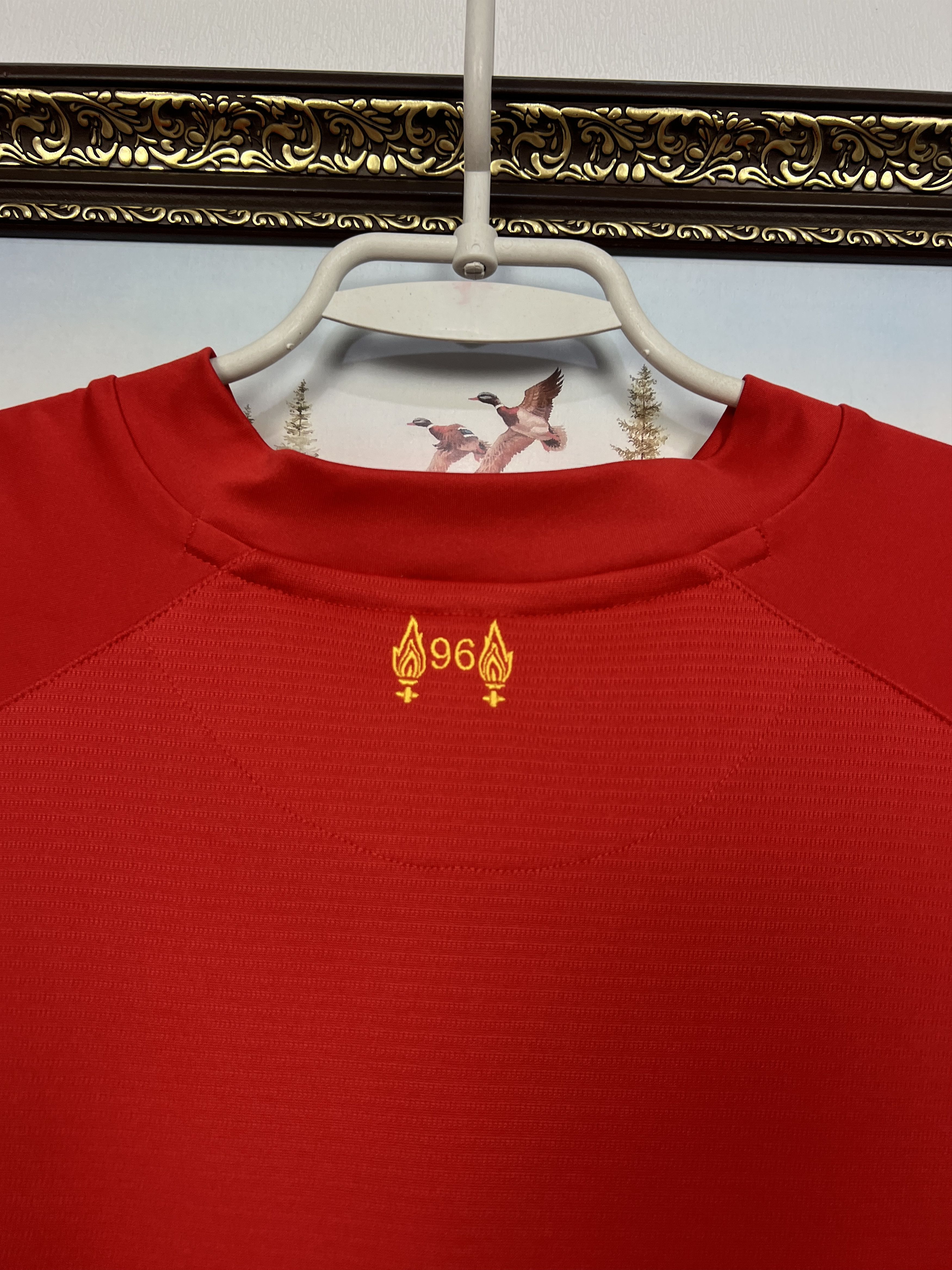 Warrior Liverpool Home football shirt 2013 Soccer Jersey Trikot Size US L / EU 52-54 / 3 - 10 Thumbnail