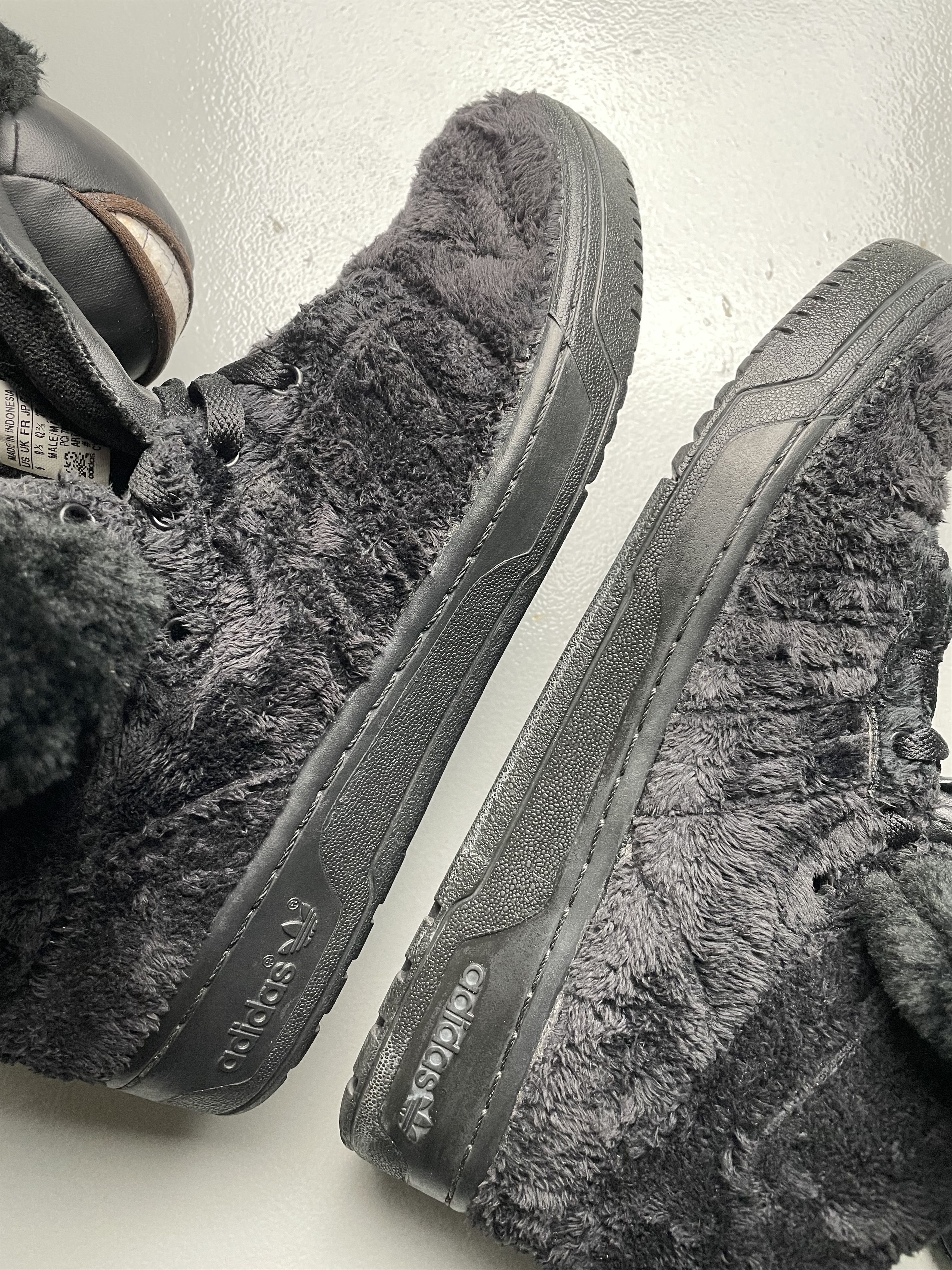 Adidas × Jeremy Scott adidas Originals by Jeremy Scott S/S 2012 JS Gorilla Size US 9 / EU 42 - 15 Thumbnail