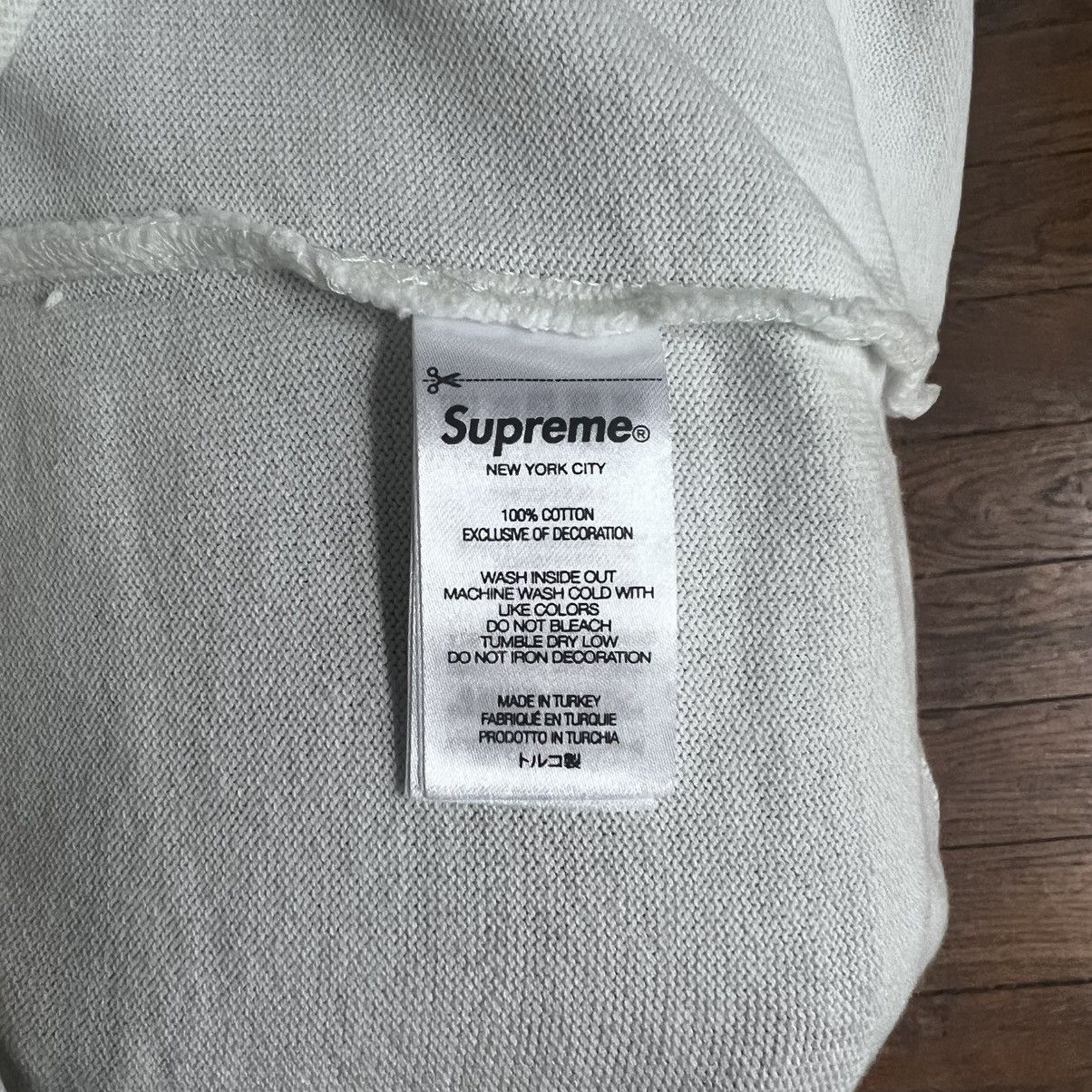 Supreme Supreme Bumblebee L/S Football Top White S Size US S / EU 44-46 / 1 - 11 Thumbnail