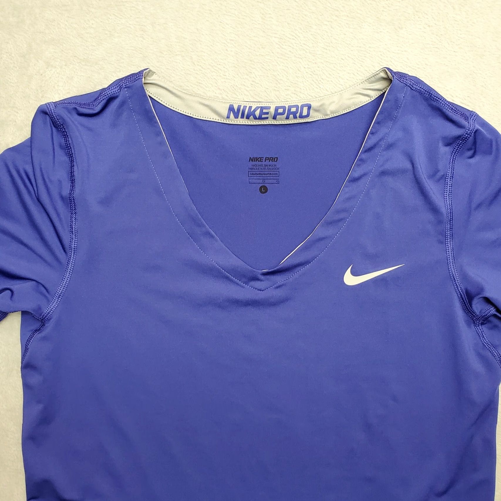 Nike Nike Pro shirt Womens L Blue V-neck Long Sleeve Pullover Casual Sport Top Size L / US 10 / IT 46 - 2 Thumbnail