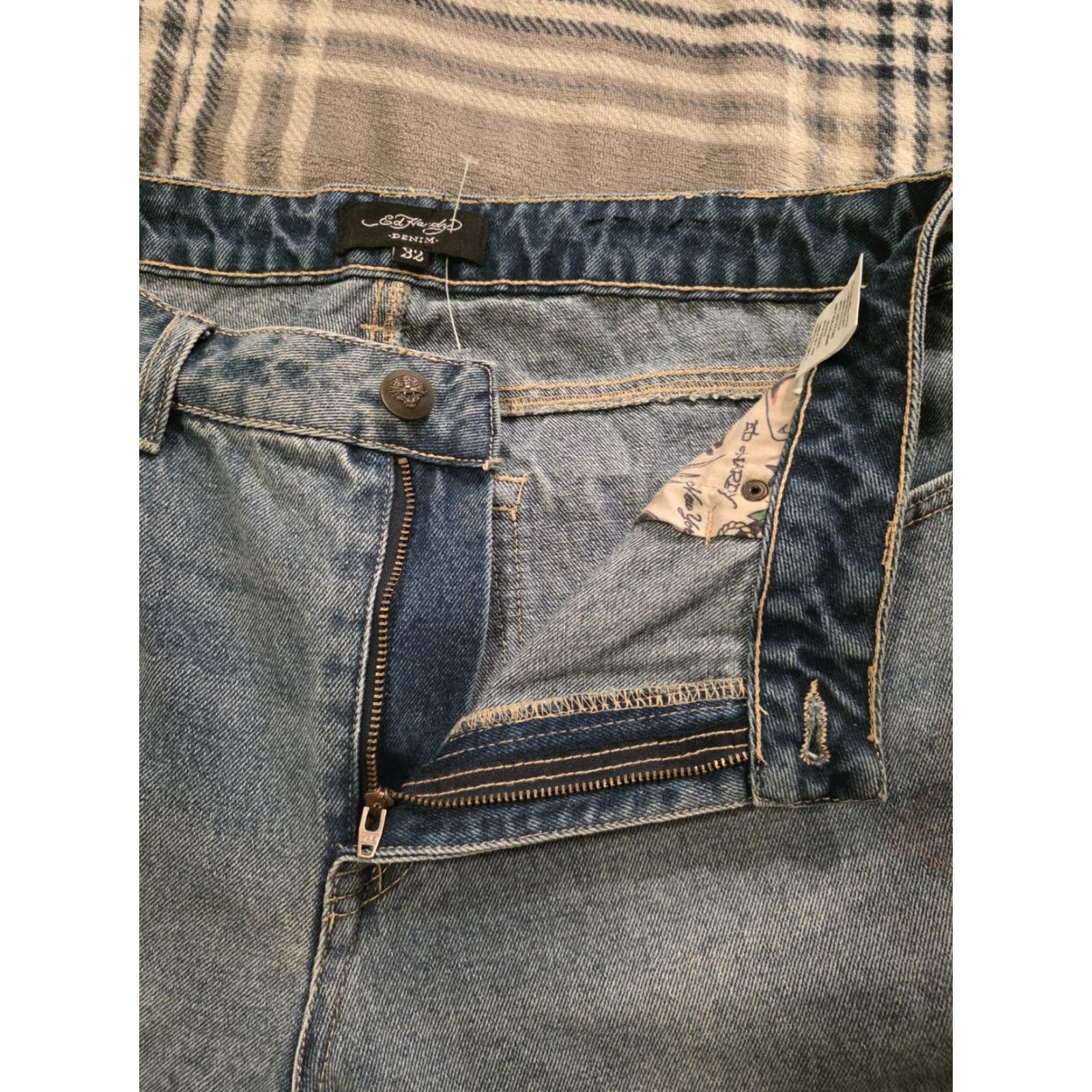 Ed Hardy VINTAGE Ed Hardy Multi Tattoo Low Waist Baggy Jeans Women's Size 32 Painted Logo Koi NWT Blue 90s Art Punk Rock Logo Jeans Womens Size 24" / US 00 / IT 34 - 7 Thumbnail