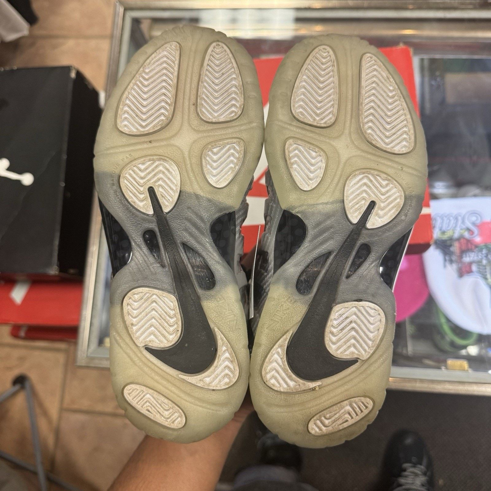 Nike Size 4 Nike Air Foamposite Pro Silver Surfer Size US 5.5 / EU 38 - 5 Thumbnail