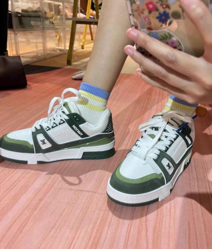 Louis Vuitton Lv Trainer White Green Suede 37 95 New Size US 6.5 / IT 36.5 - 9 Thumbnail