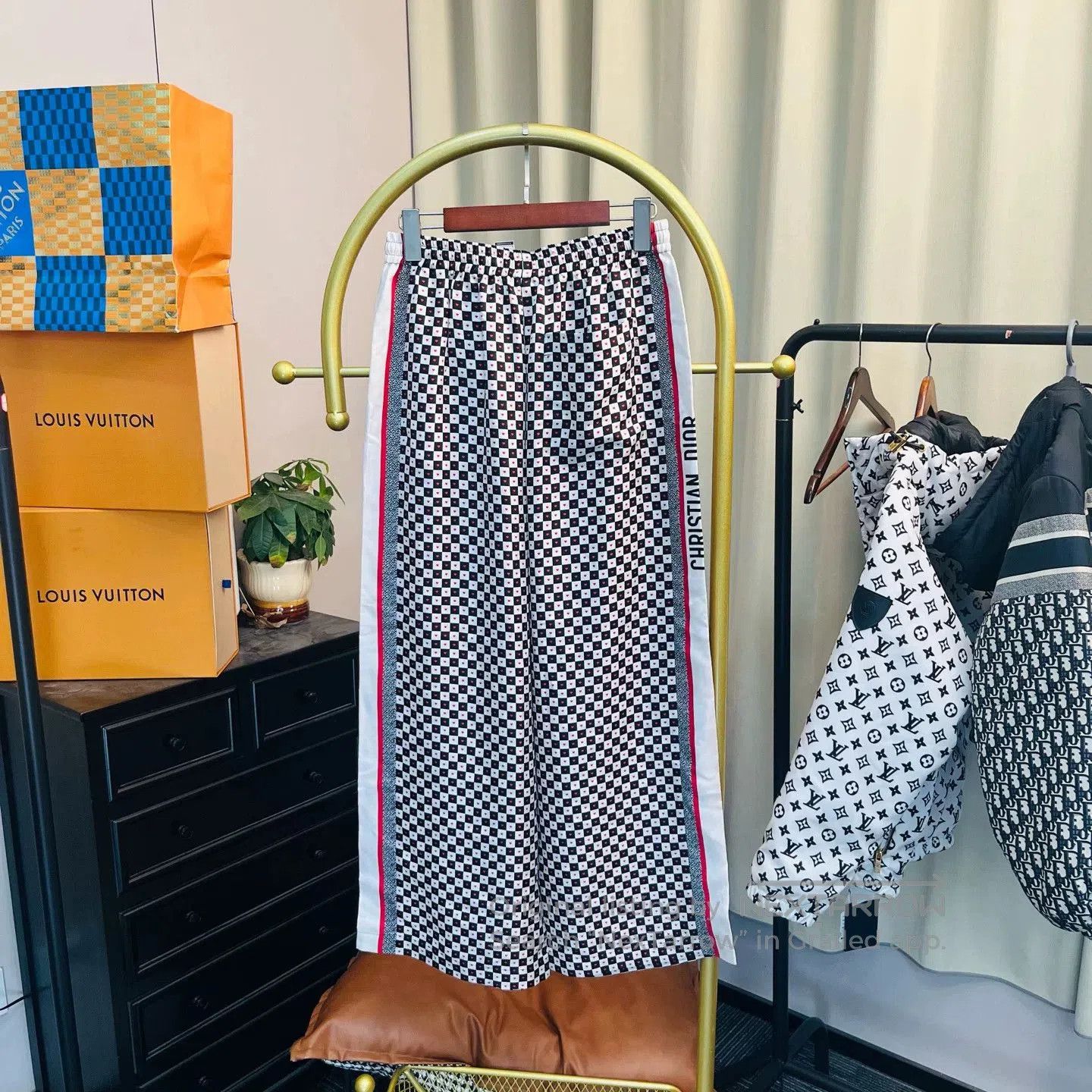 Dior dior checkered logo side pants size 34. Size US 34 / EU 50 - 2 Thumbnail