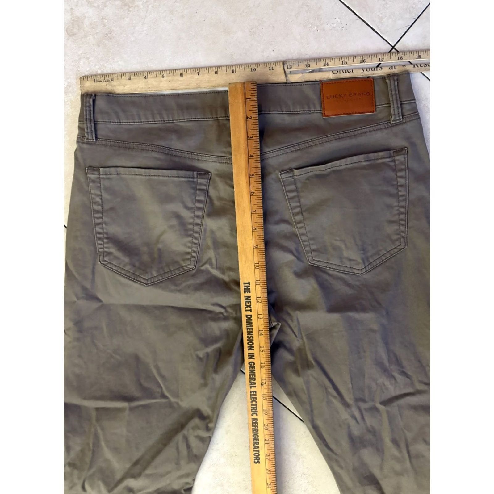 Lucky Brand Lucky Brand Chino Pants Mens 31x30 Khaki Slim Straight Stretch 5 Pocket Beige Flat Front Casual Size US 36 / EU 52 - 5 Thumbnail